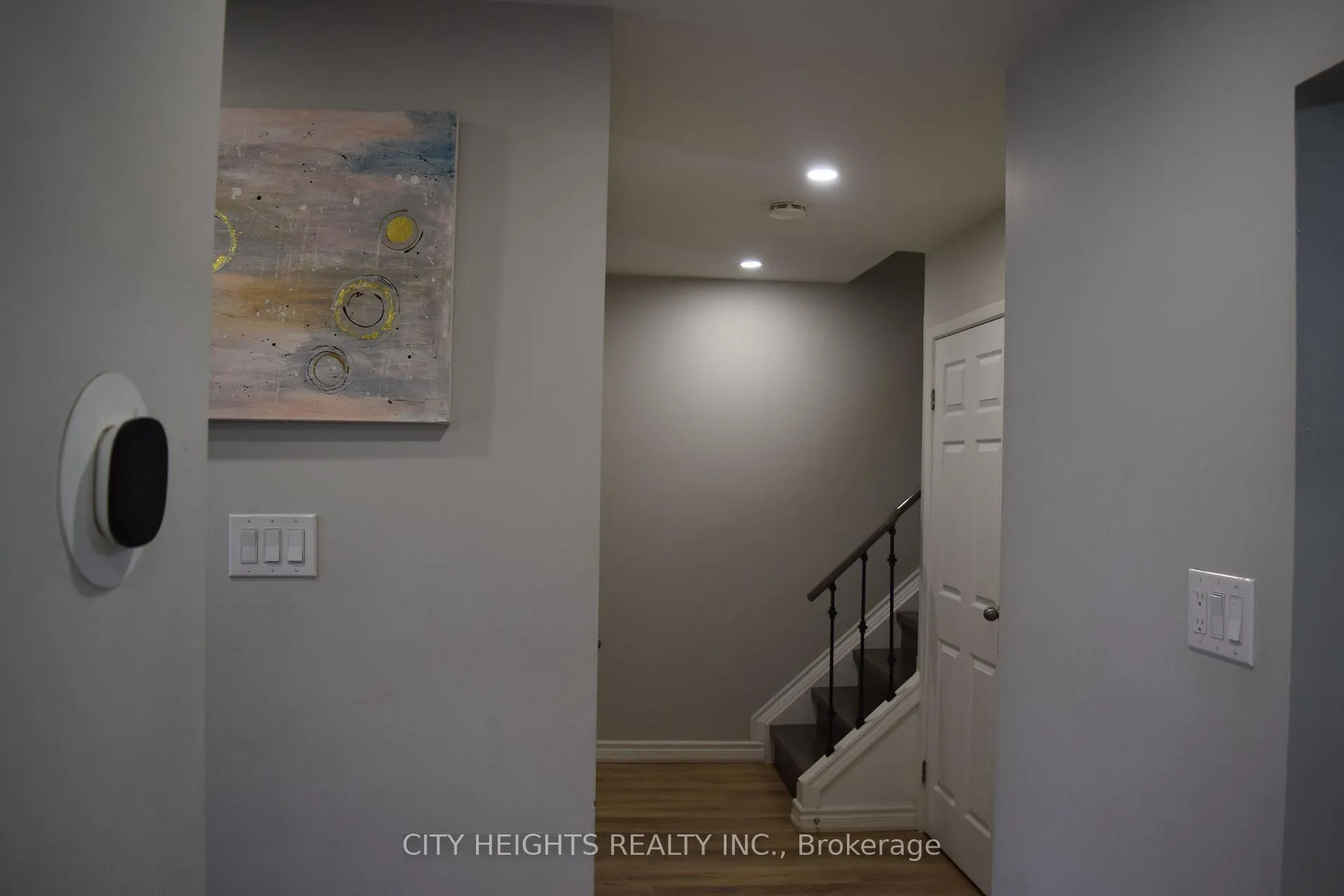 Photo 14 of 28 Crest Fern Way, Toronto, Roncesvalles — HOMEH