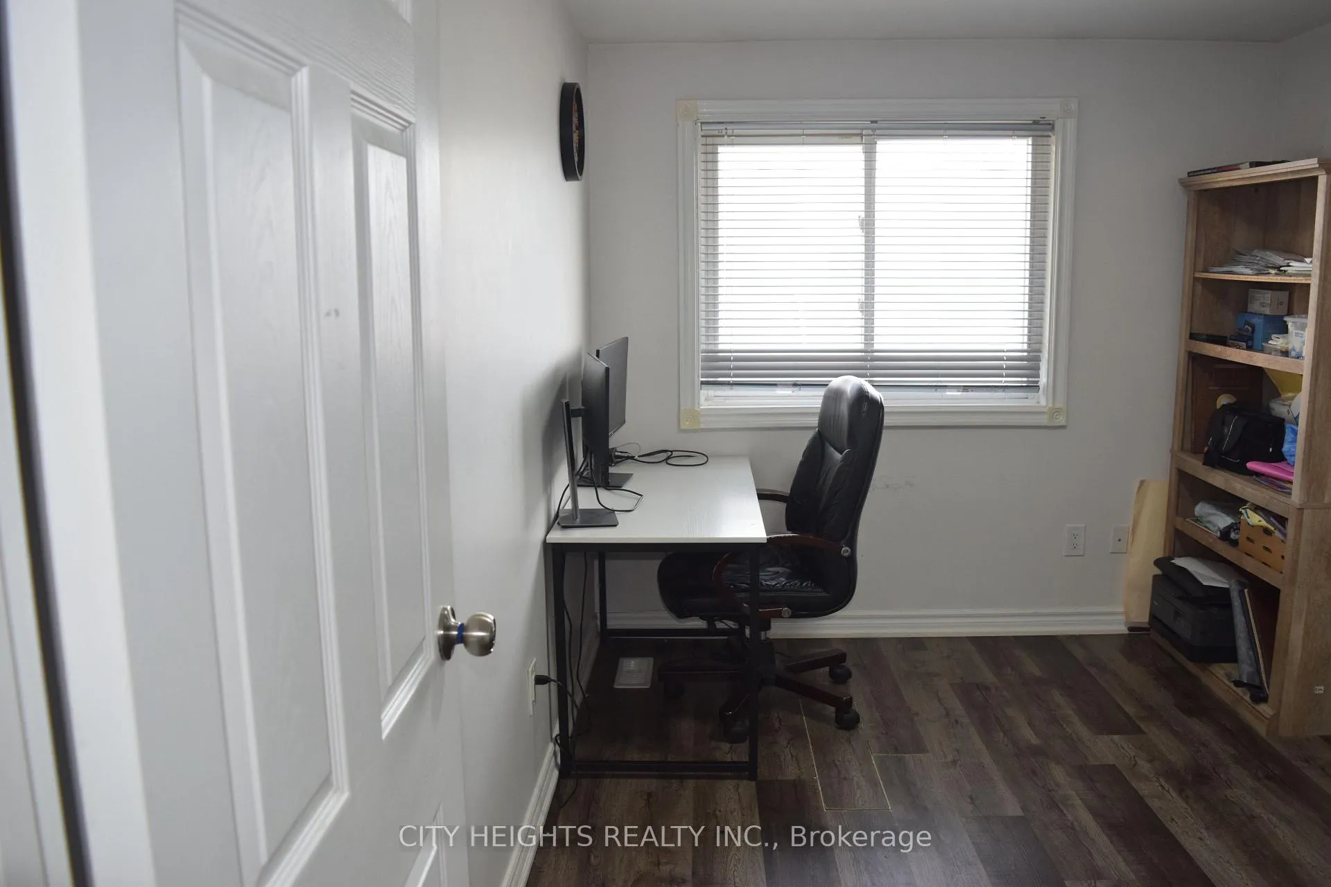 Photo 21 of 28 Crest Fern Way, Toronto, Roncesvalles — HOMEH