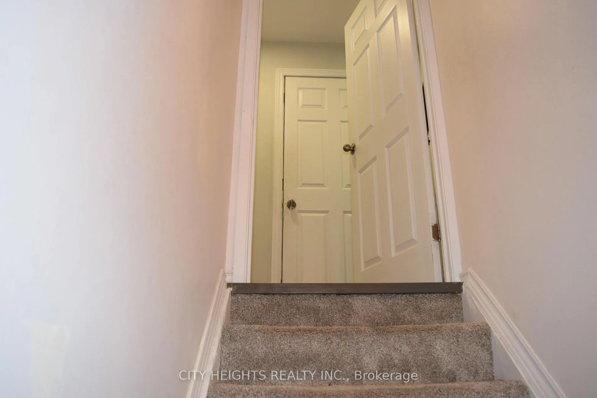 Photo 31 of 28 Crest Fern Way, Toronto, Roncesvalles — HOMEH