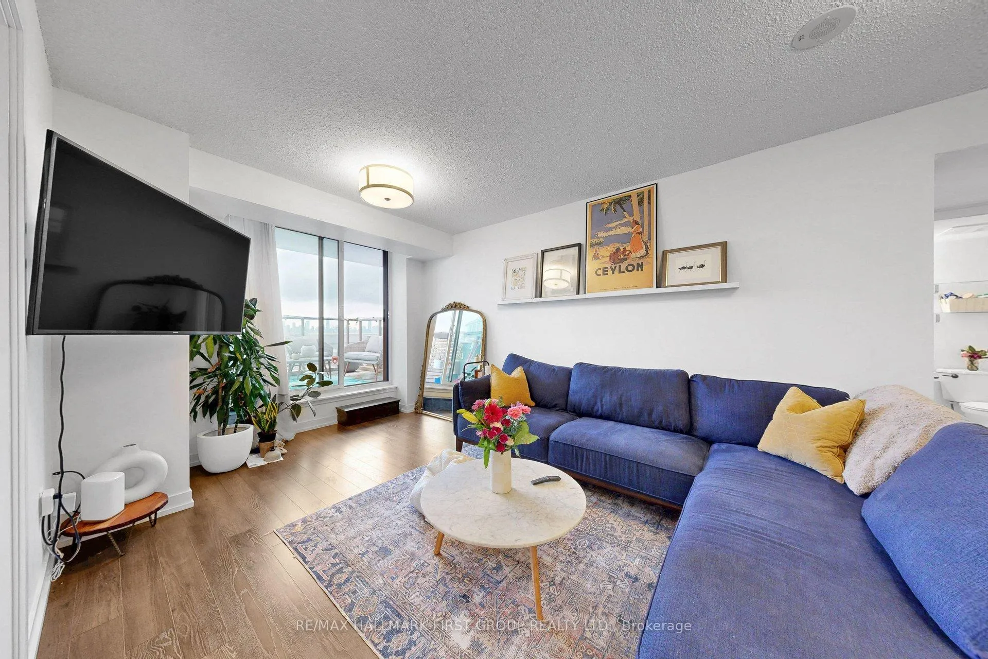 Photo 16 of Unit 918, 812 Lansdowne Avenue, Toronto, Dovercourt-Wallace Emerson-Junction — HOMEH