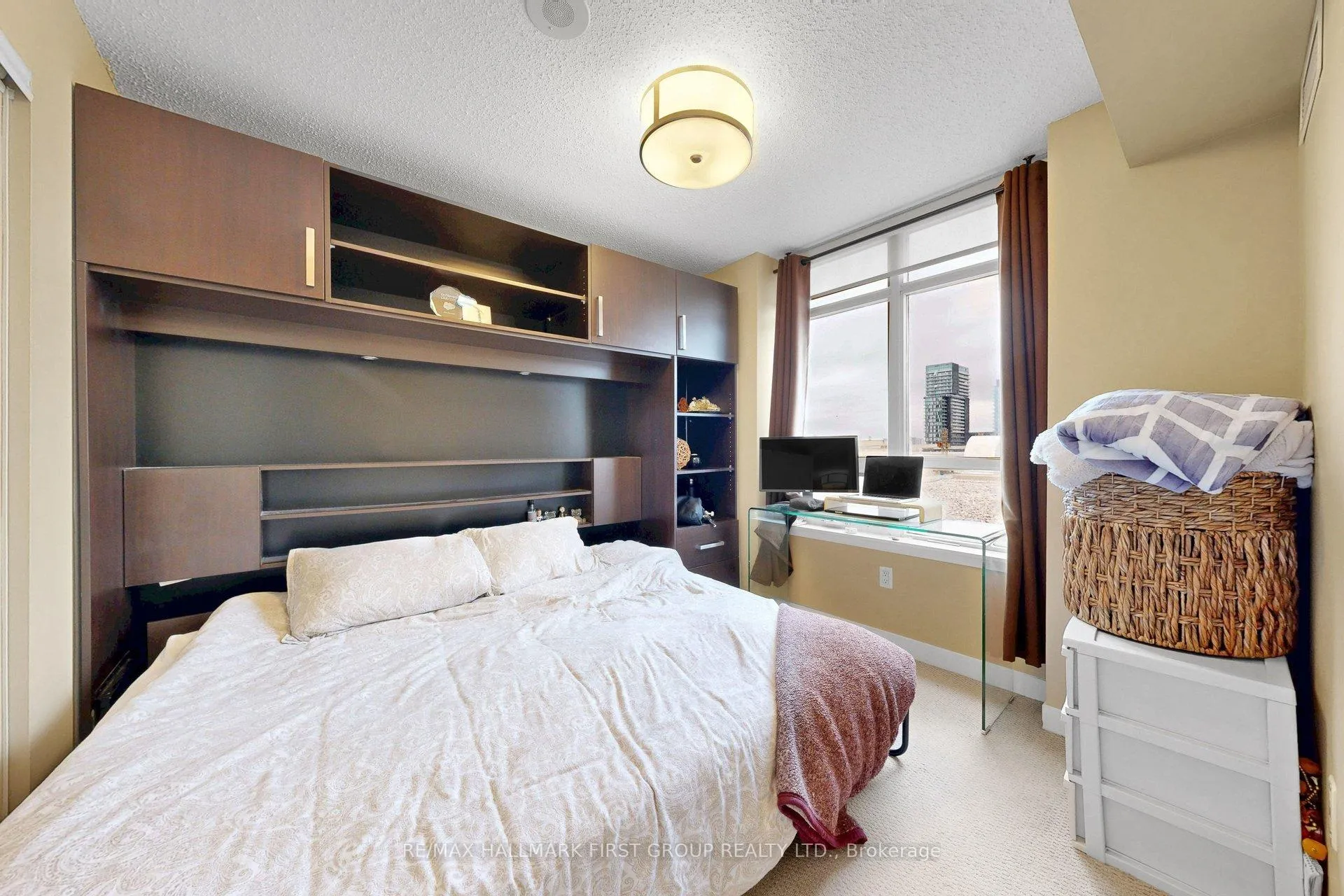 Photo 19 of Unit 918, 812 Lansdowne Avenue, Toronto, Dovercourt-Wallace Emerson-Junction — HOMEH