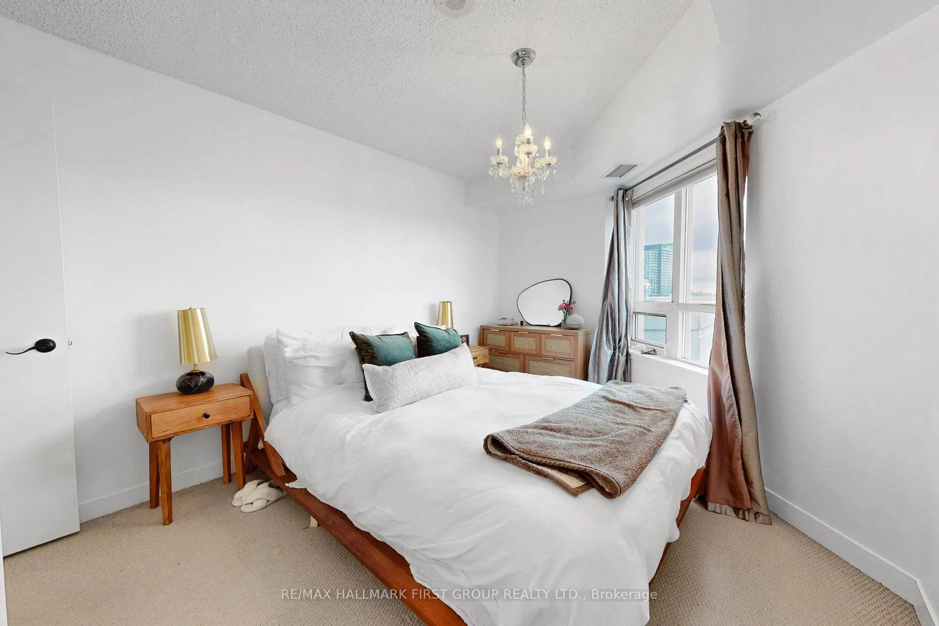 Photo 25 of Unit 918, 812 Lansdowne Avenue, Toronto, Dovercourt-Wallace Emerson-Junction — HOMEH