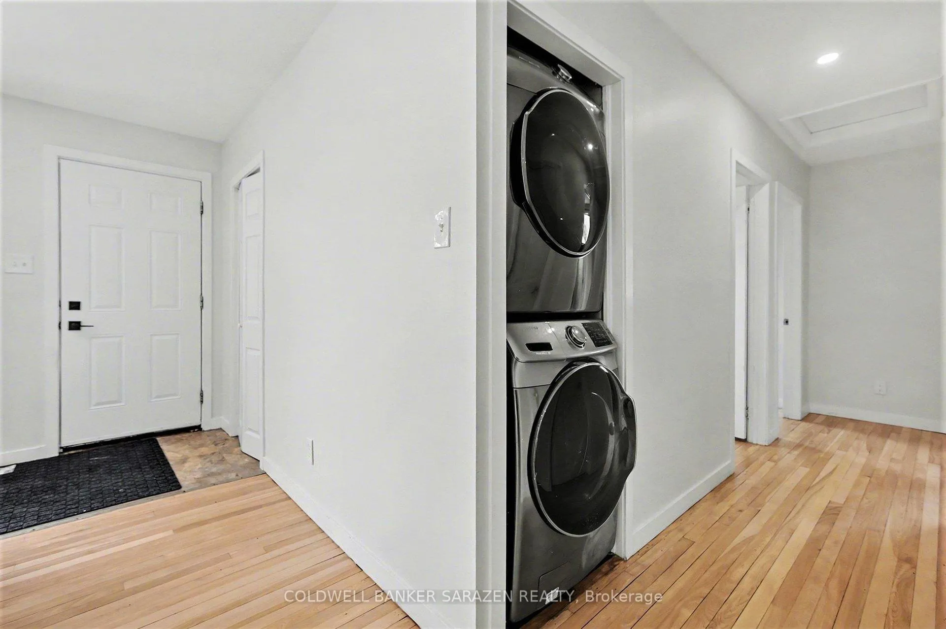 Photo 12 of 1103 Frances Street, Ottawa, Overbrook/Castle Heights — HOMEH