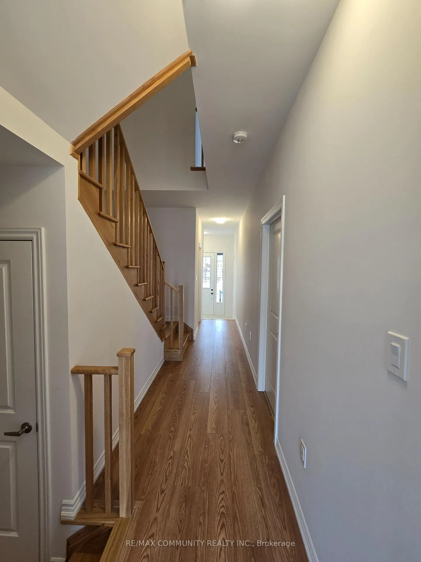 Photo 2 of 751 Carpenter Trail, Peterborough, Monaghan Ward 2 — HOMEH