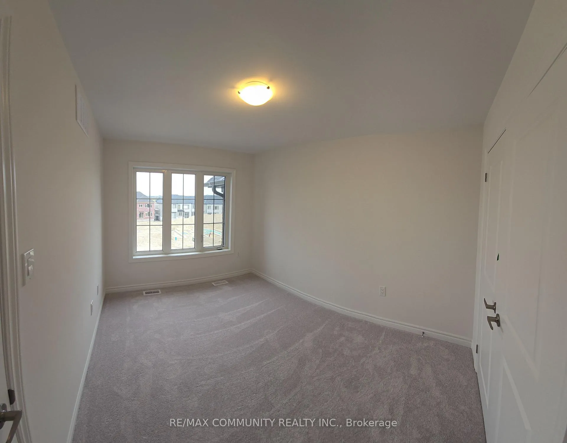 Photo 14 of 751 Carpenter Trail, Peterborough, Monaghan Ward 2 — HOMEH