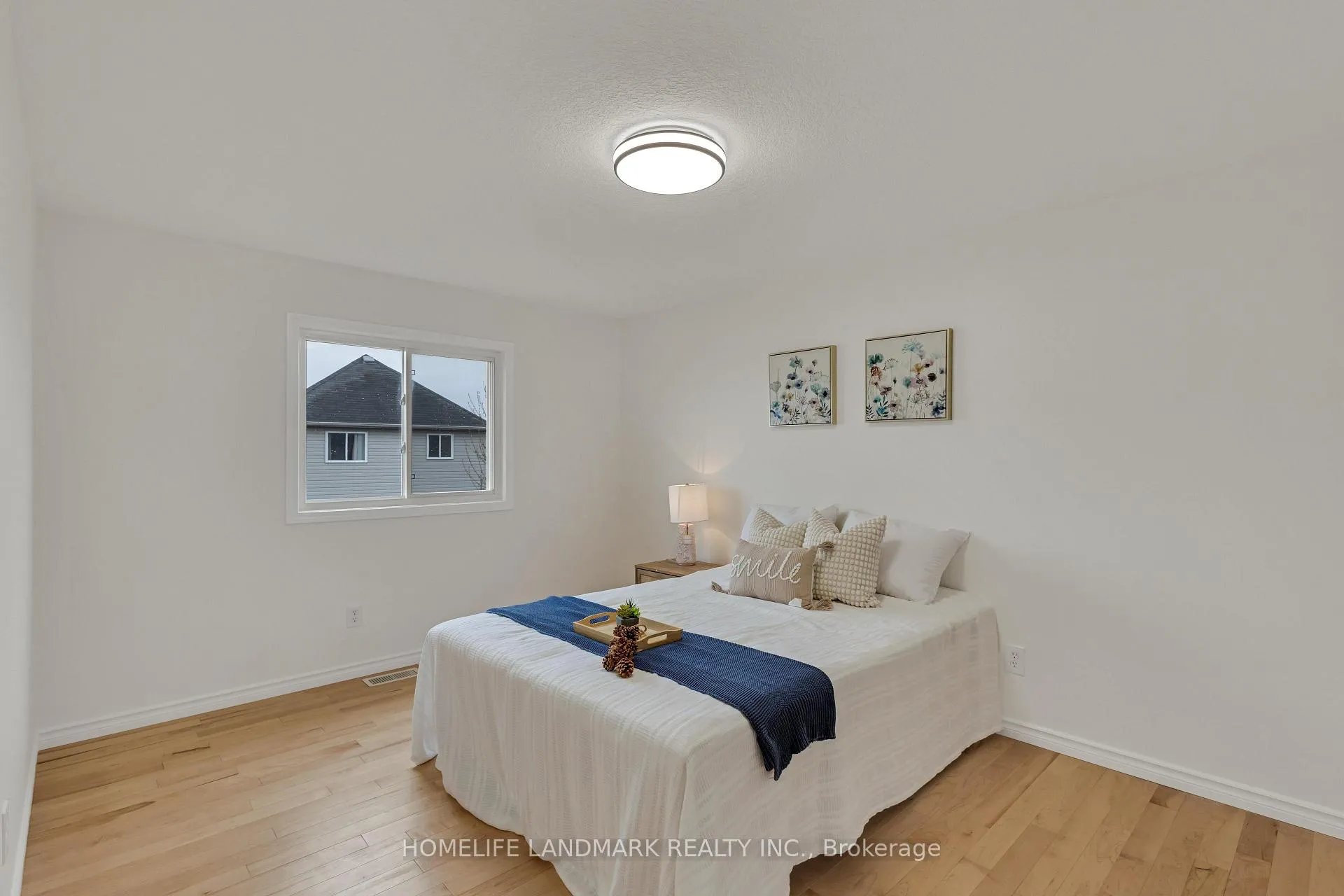 Photo 24 of 102 Iron Gate Street, Kitchener — HOMEH