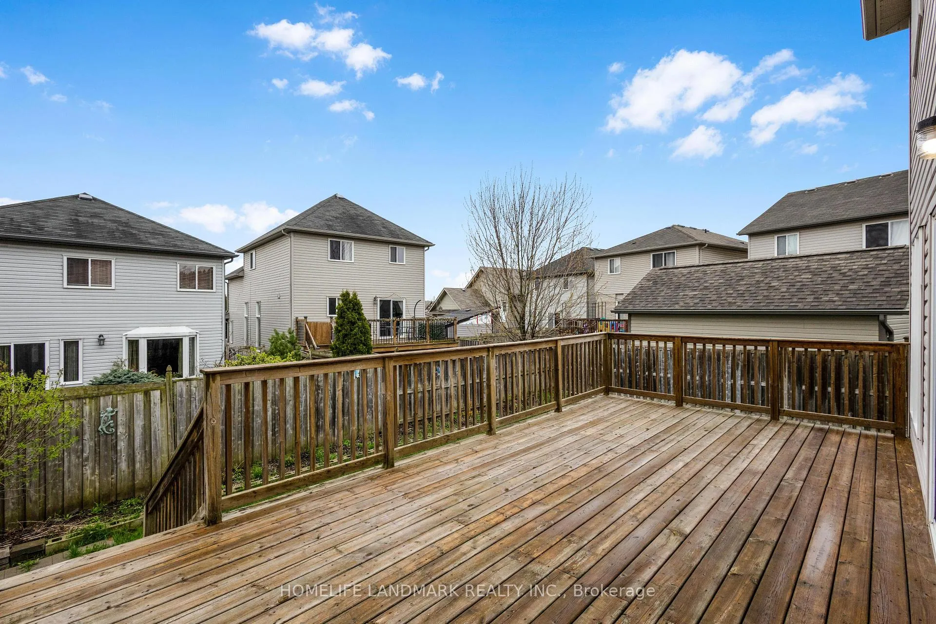 Photo 34 of 102 Iron Gate Street, Kitchener — HOMEH
