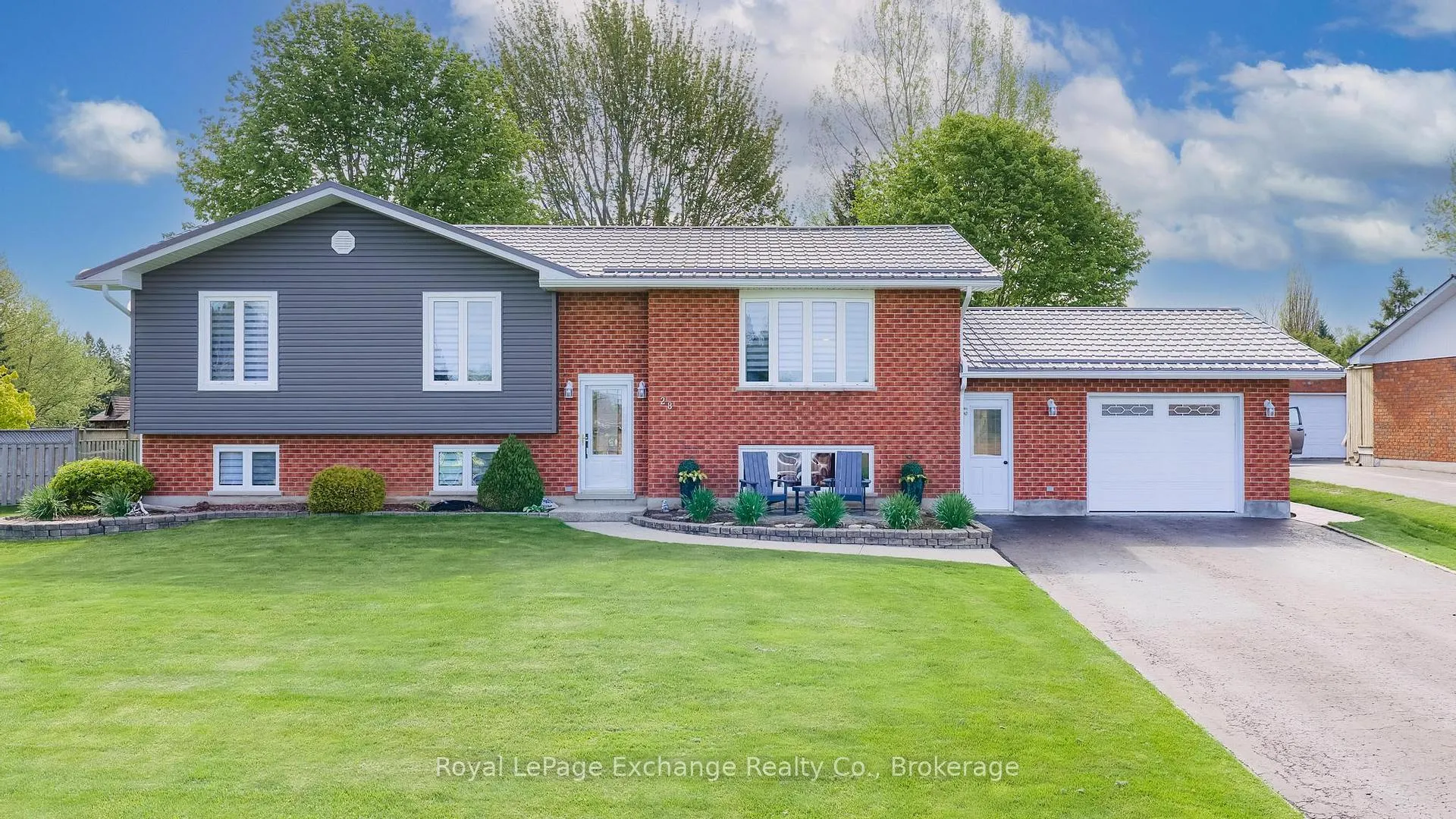 Photo 1 of 28 Maple Street, Kincardine — HOMEH