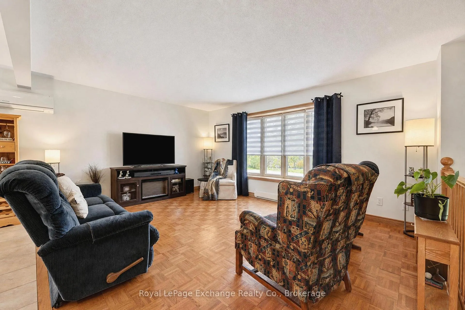 Photo 22 of 28 Maple Street, Kincardine — HOMEH