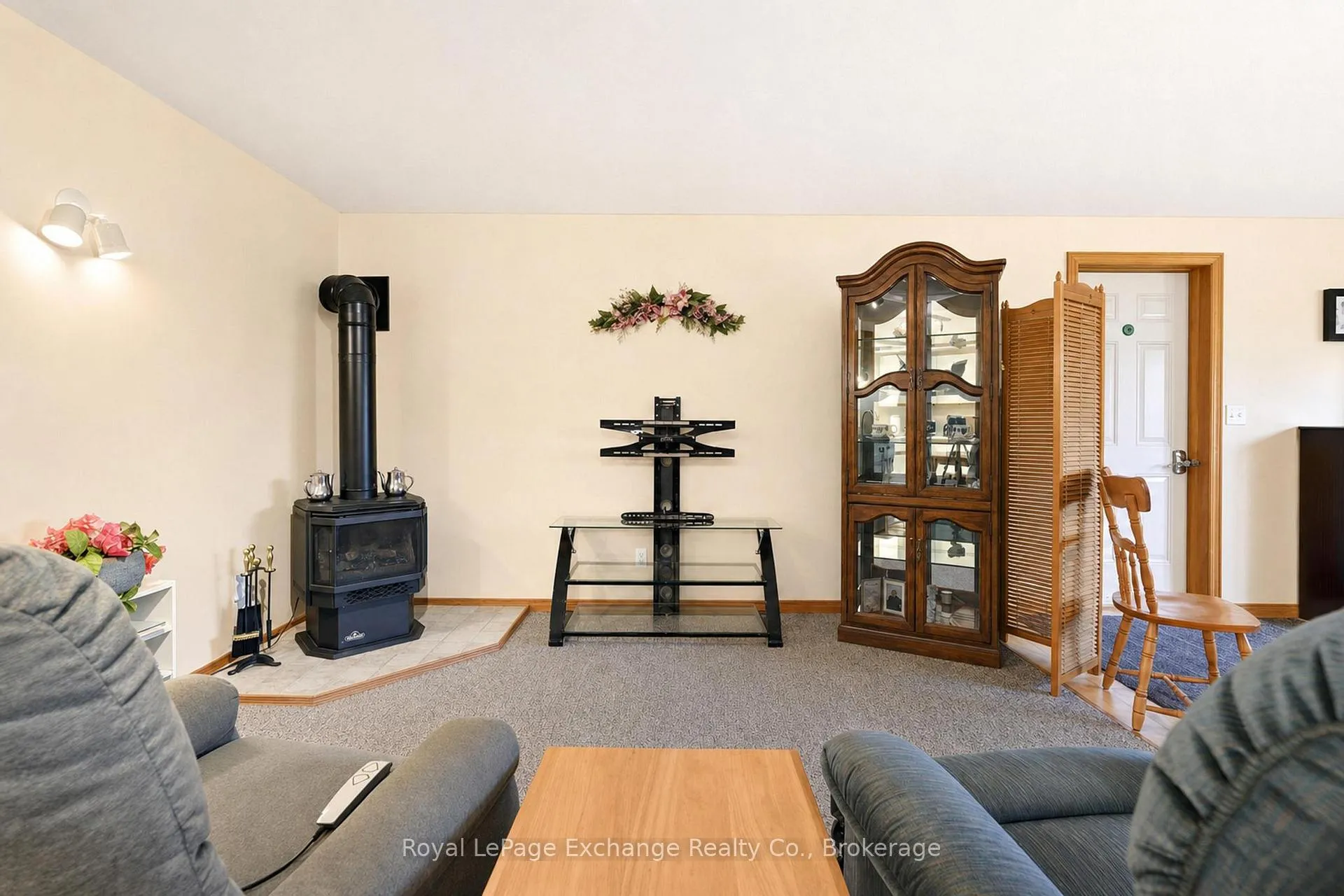 Photo 45 of 28 Maple Street, Kincardine — HOMEH
