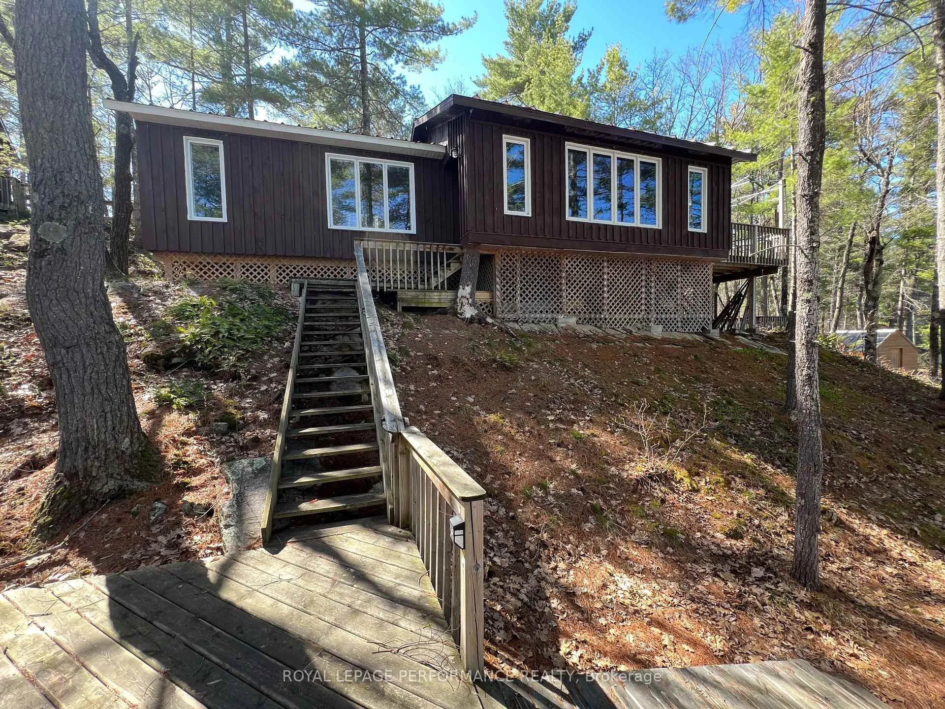Photo 1 of 319 Bayview Lodge Road, McNab/Braeside, Mcnab/Braeside Twps — HOMEH