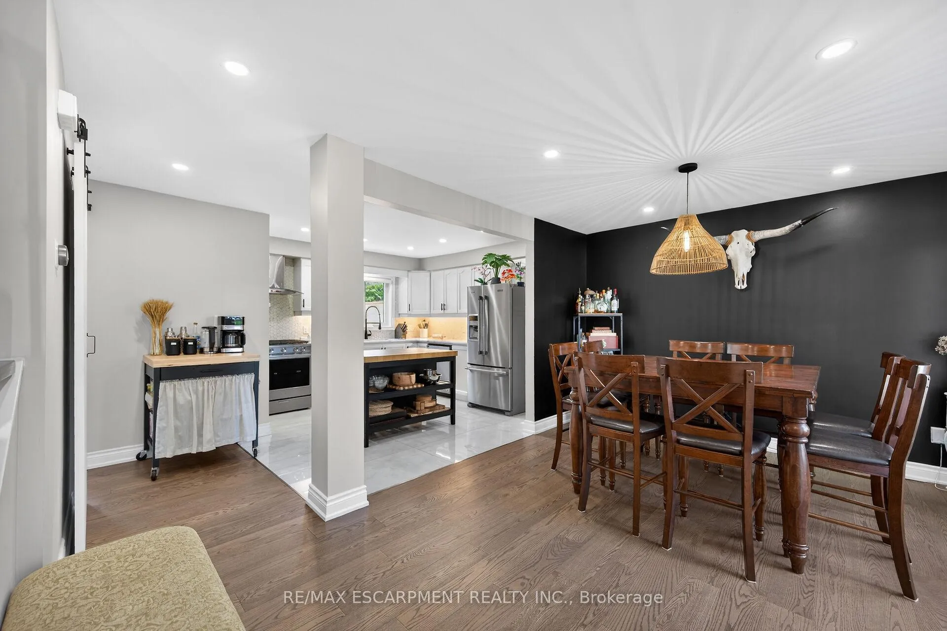 Photo 10 of 1 Sandringham Avenue, Hamilton, Westcliffe — HOMEH