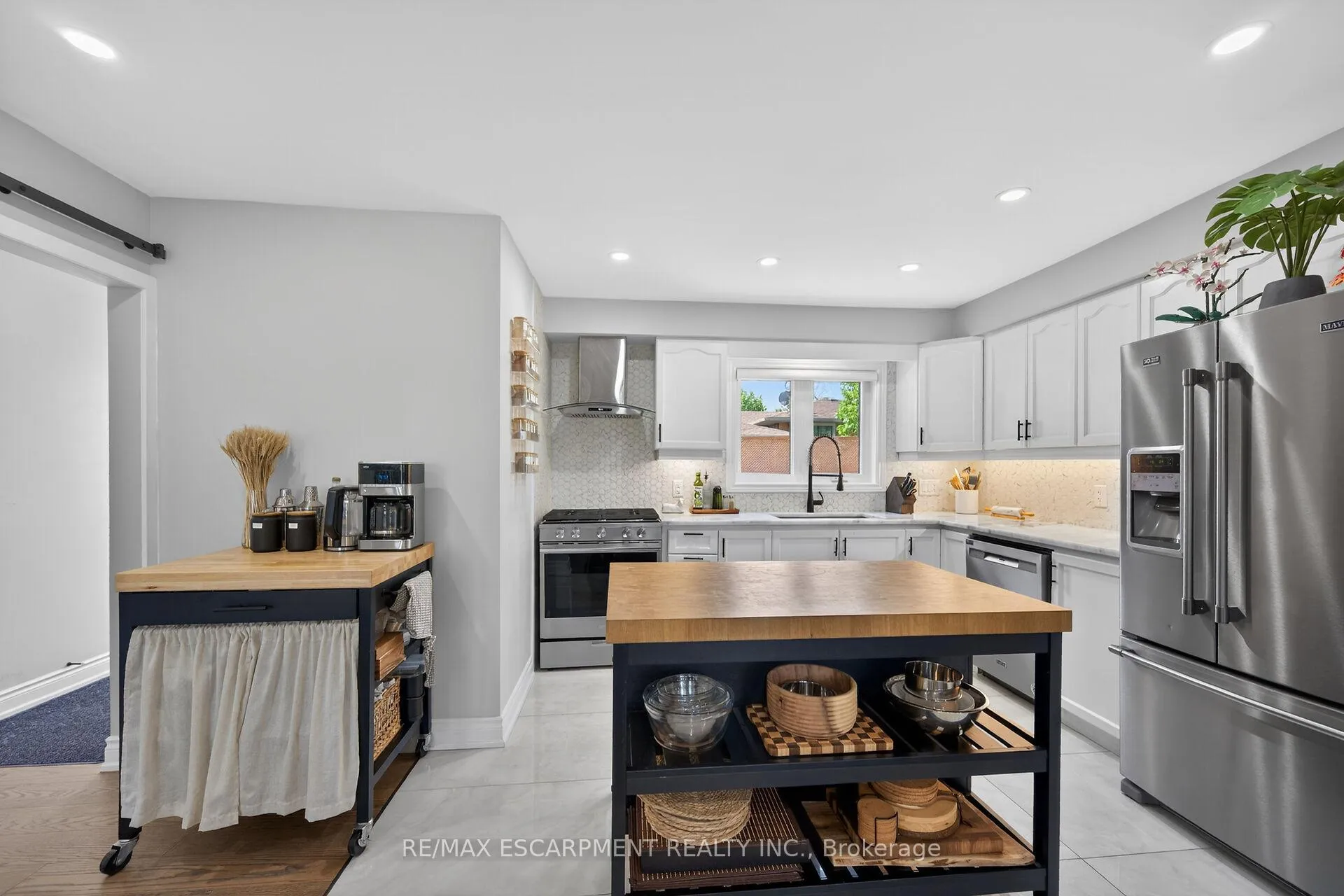 Photo 14 of 1 Sandringham Avenue, Hamilton, Westcliffe — HOMEH