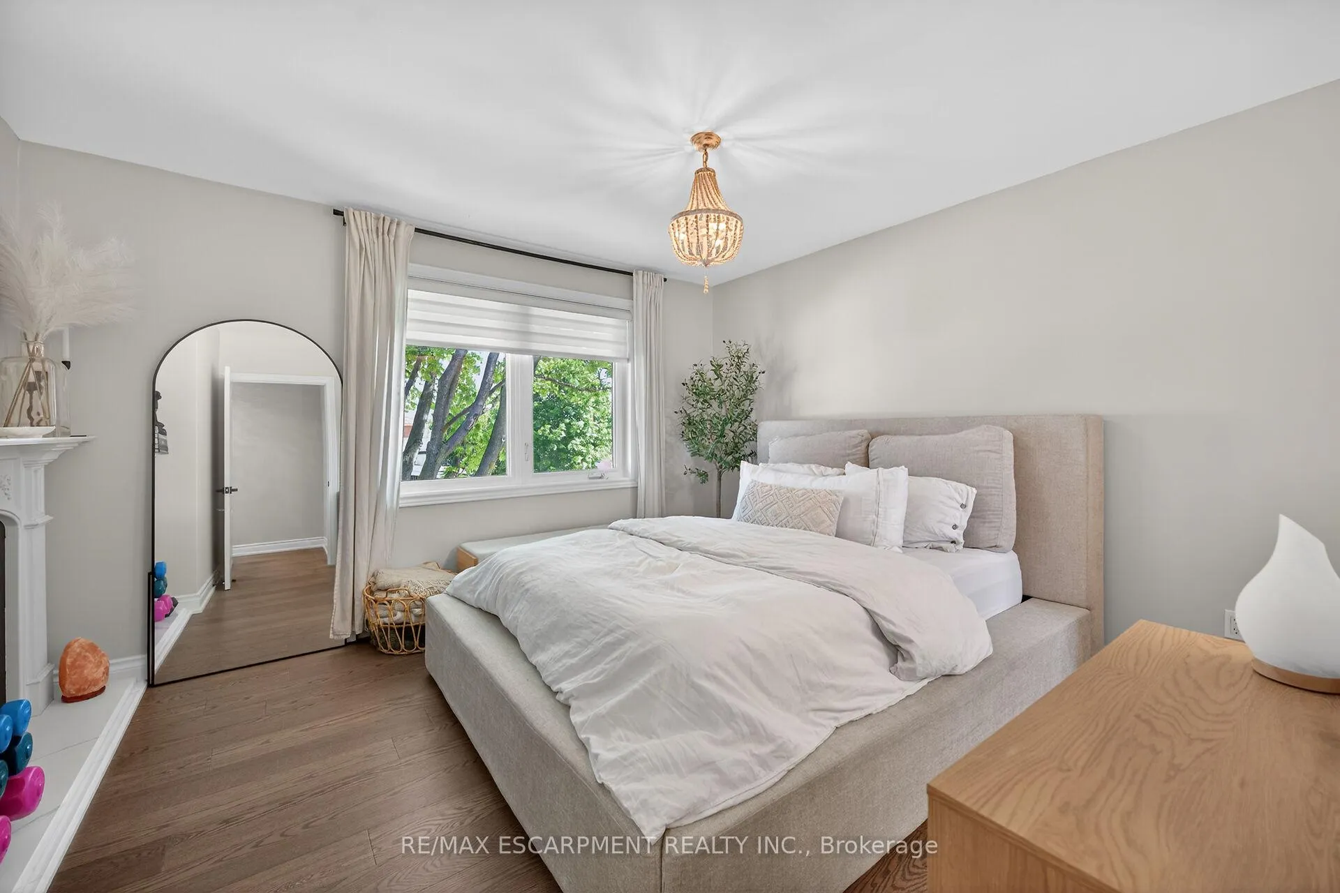 Photo 20 of 1 Sandringham Avenue, Hamilton, Westcliffe — HOMEH