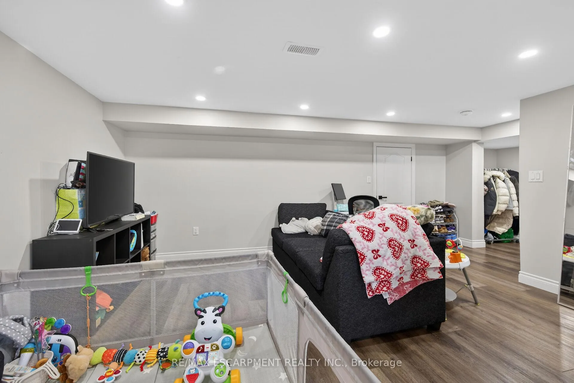 Photo 35 of 1 Sandringham Avenue, Hamilton, Westcliffe — HOMEH