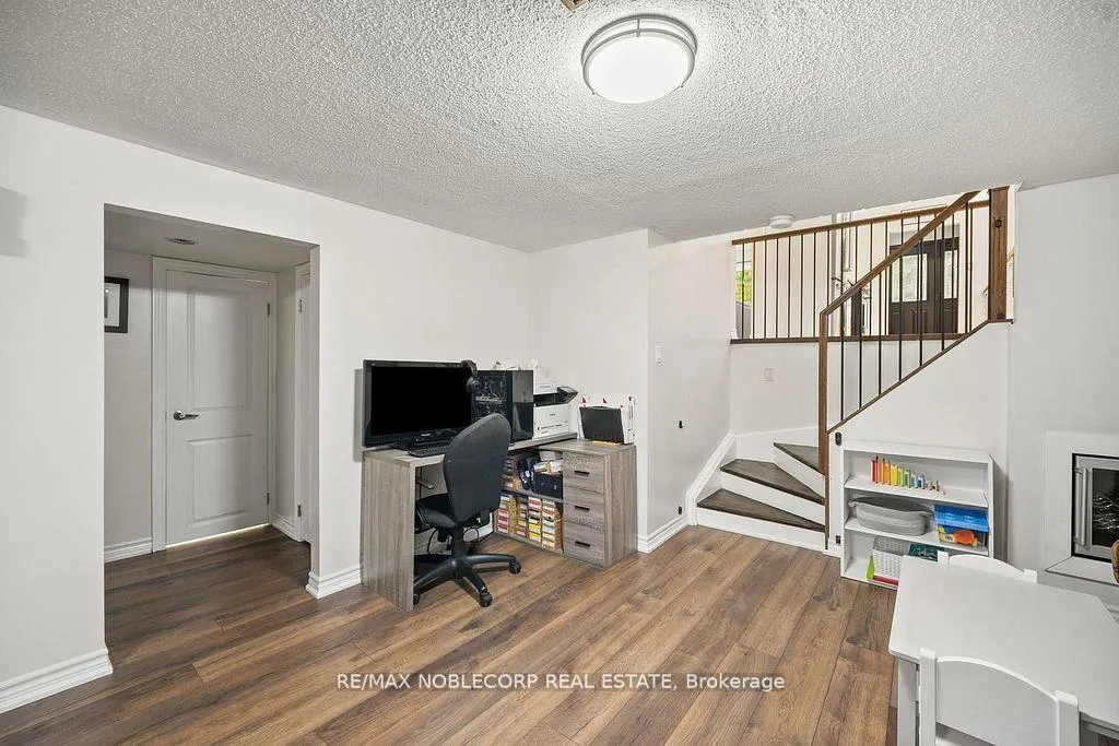 Photo 33 of 42 Mitchell Avenue, New Tecumseth, Alliston — HOMEH