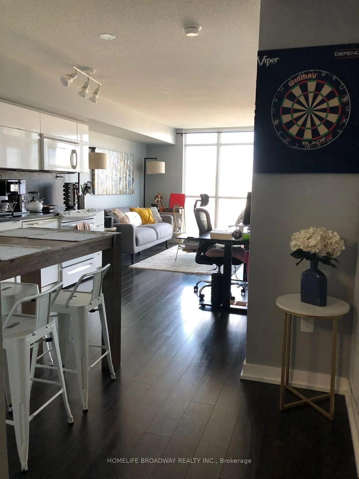 Photo 4 of Unit 1801, 21 Iceboat Terrace, Toronto, Waterfront Communities — HOMEH