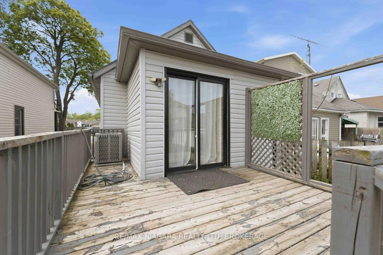 Photo 39 of 77 Semley Avenue, Welland, Broadway — HOMEH
