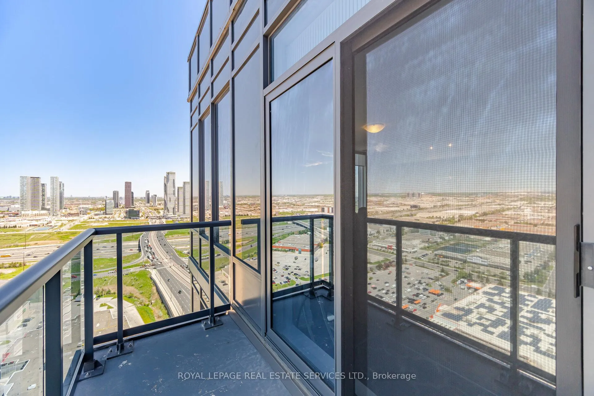 Photo 39 of Unit PH05, 3600 Highway 7 W, Vaughan, Vaughan Corporate Centre — HOMEH