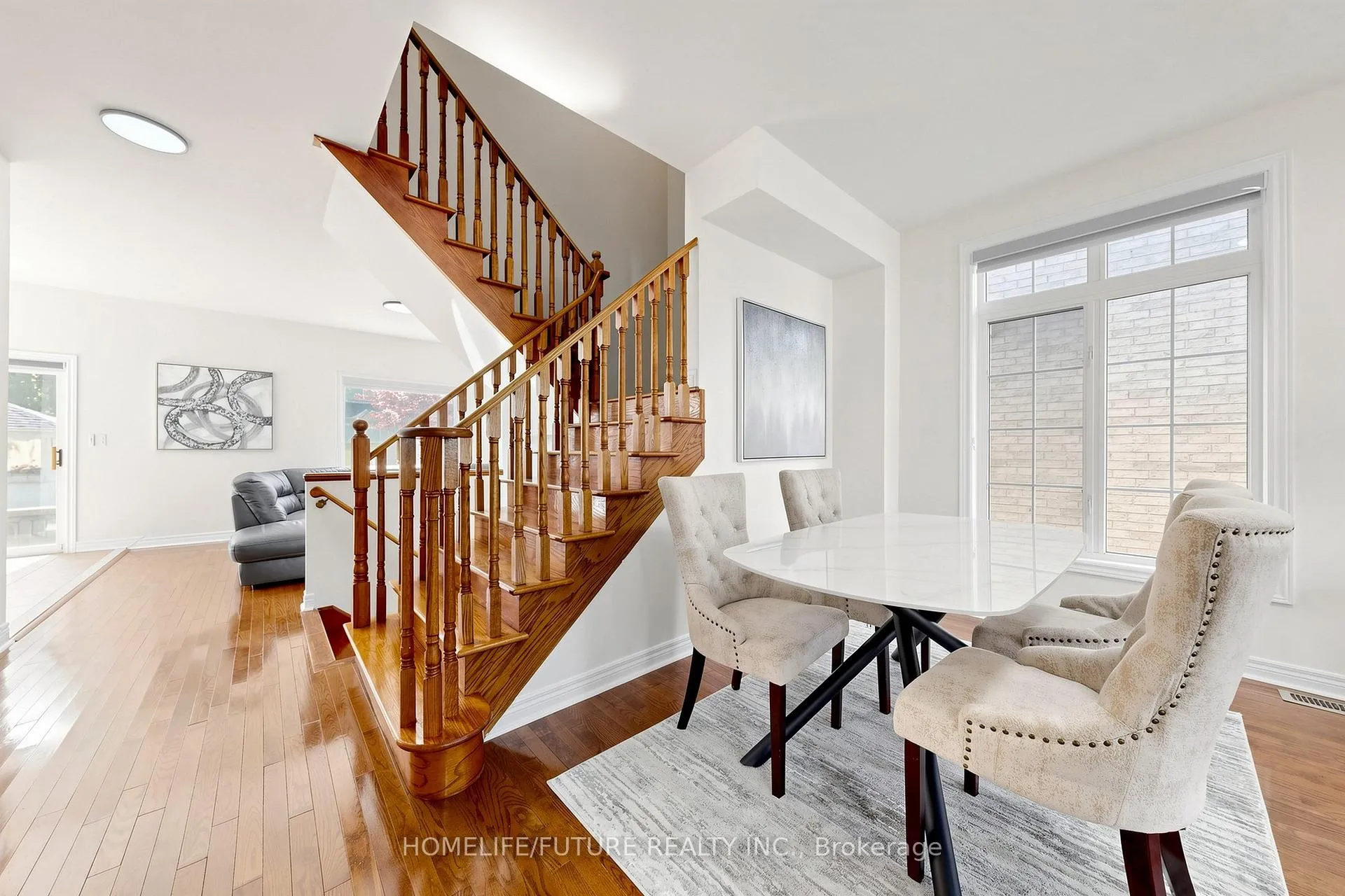 Photo 12 of 17 Coyote Way, Vaughan, Vellore Village — HOMEH