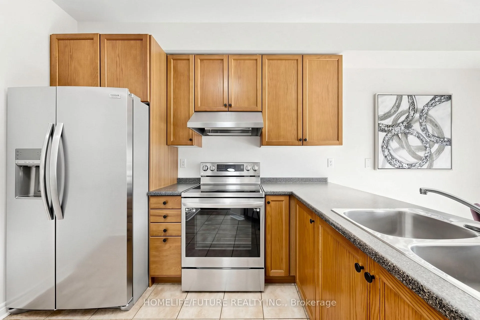 Photo 17 of 17 Coyote Way, Vaughan, Vellore Village — HOMEH