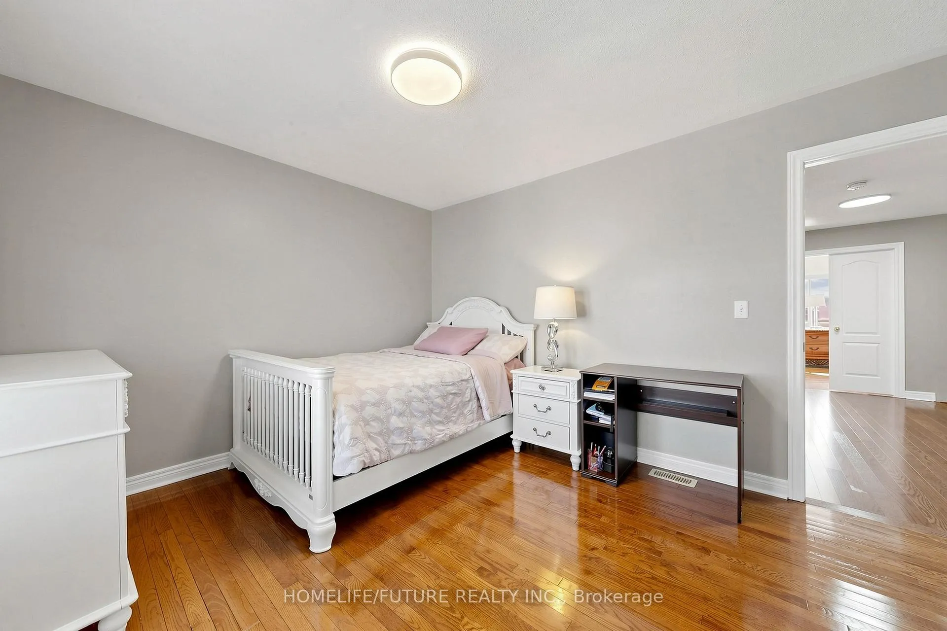Photo 33 of 17 Coyote Way, Vaughan, Vellore Village — HOMEH