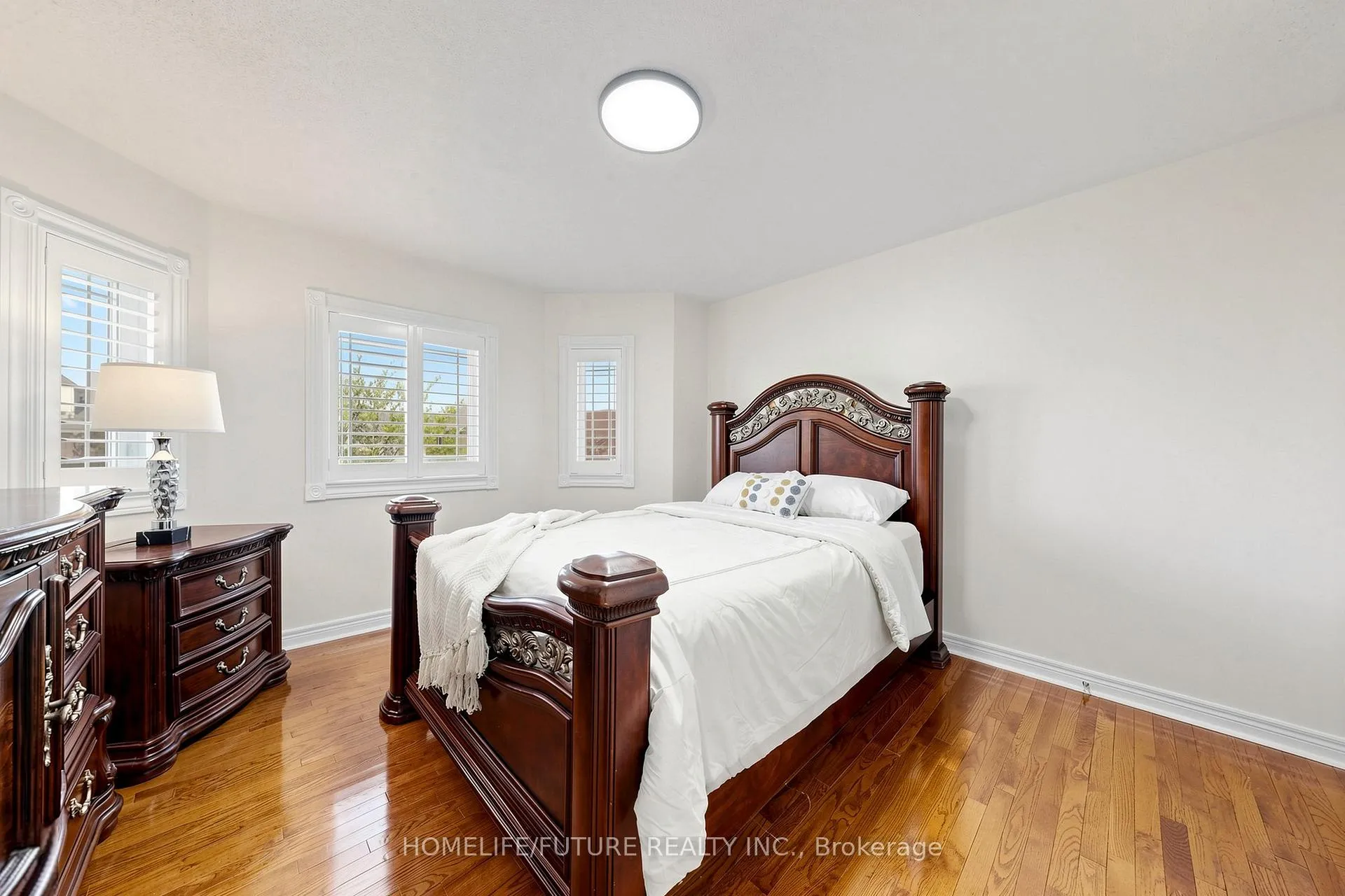 Photo 35 of 17 Coyote Way, Vaughan, Vellore Village — HOMEH