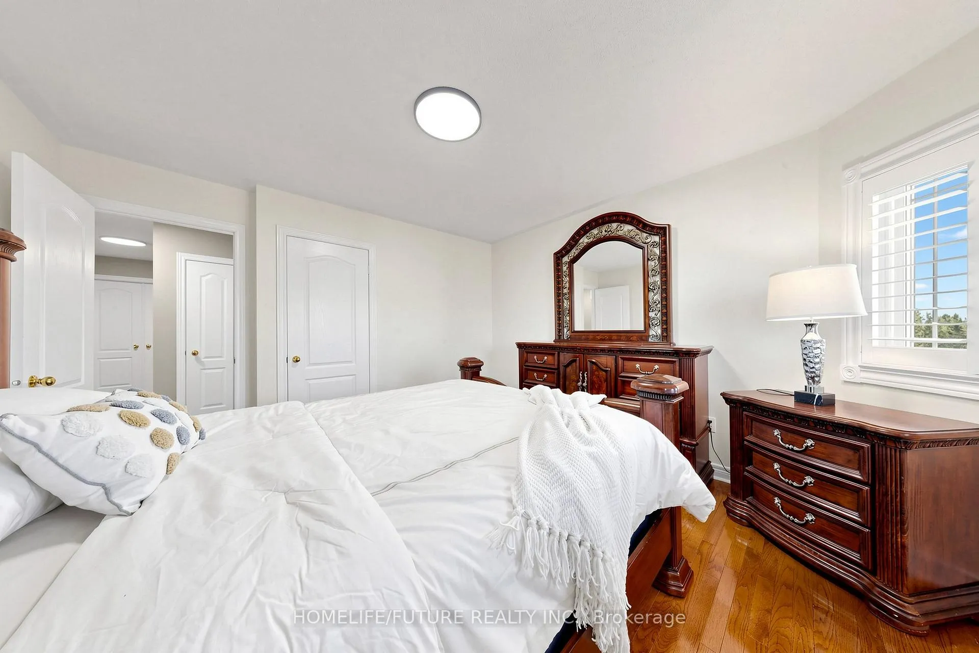Photo 38 of 17 Coyote Way, Vaughan, Vellore Village — HOMEH