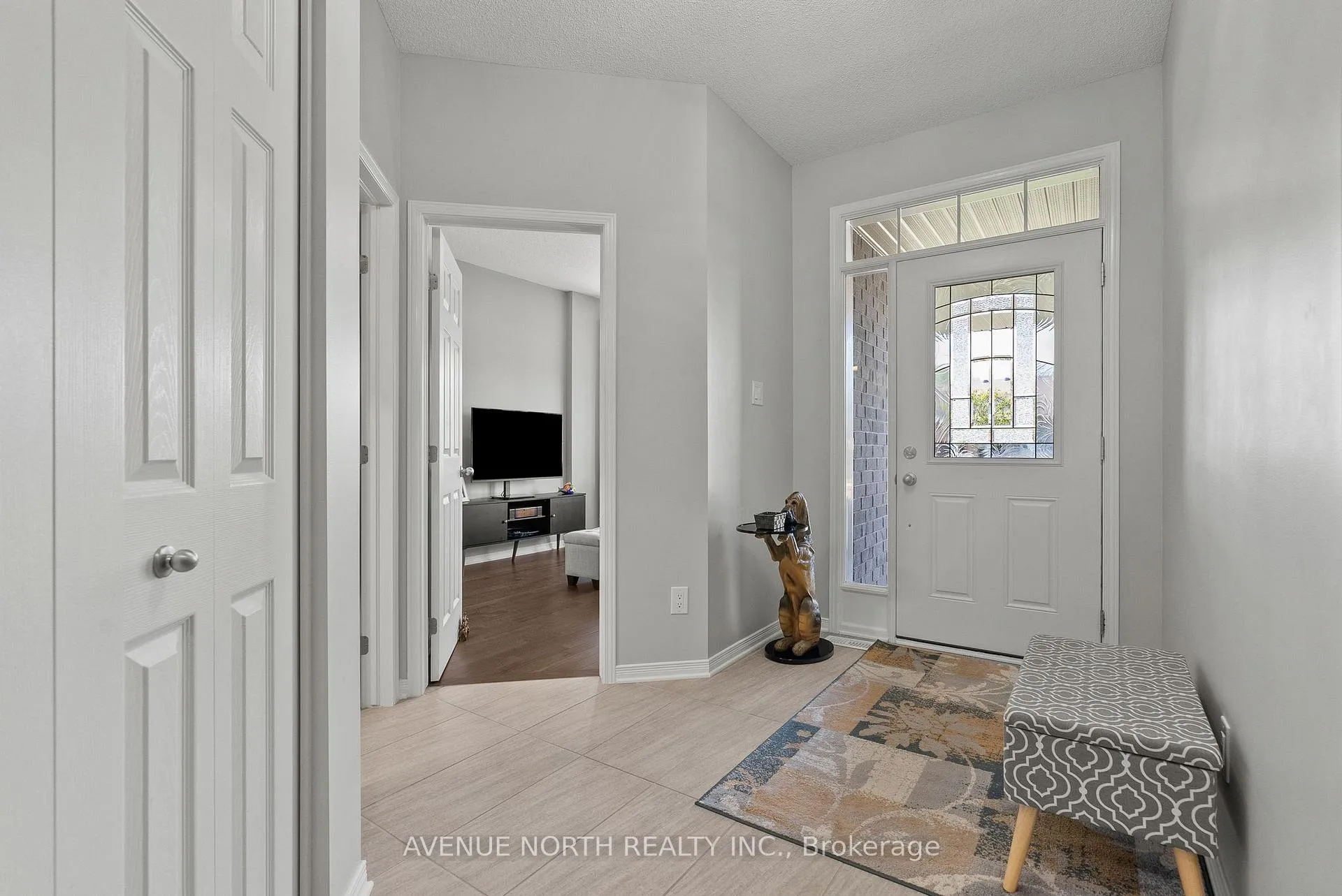 Photo 3 of 52 Nixon Farm Drive, Ottawa, Richmond — HOMEH