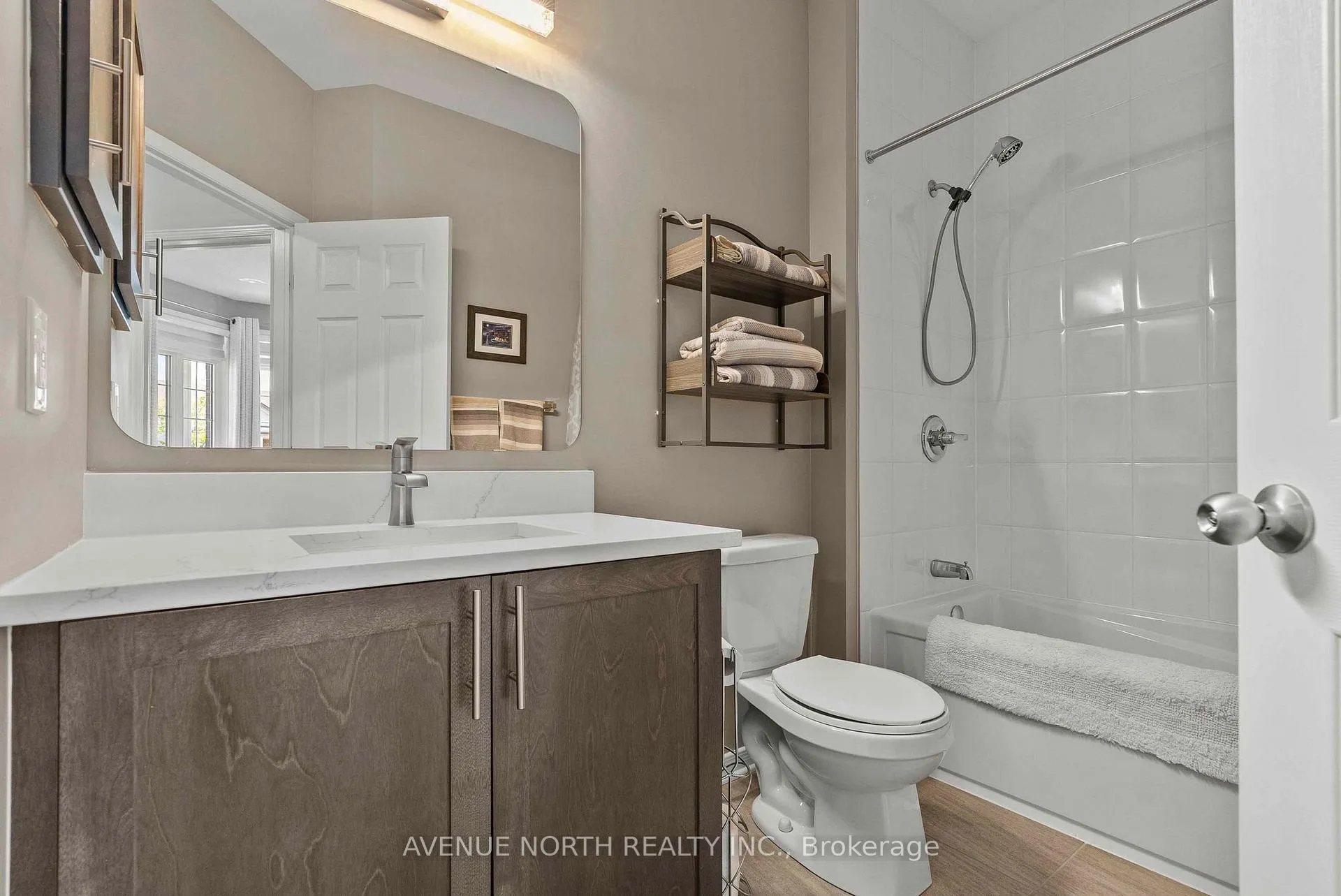 Photo 7 of 52 Nixon Farm Drive, Ottawa, Richmond — HOMEH