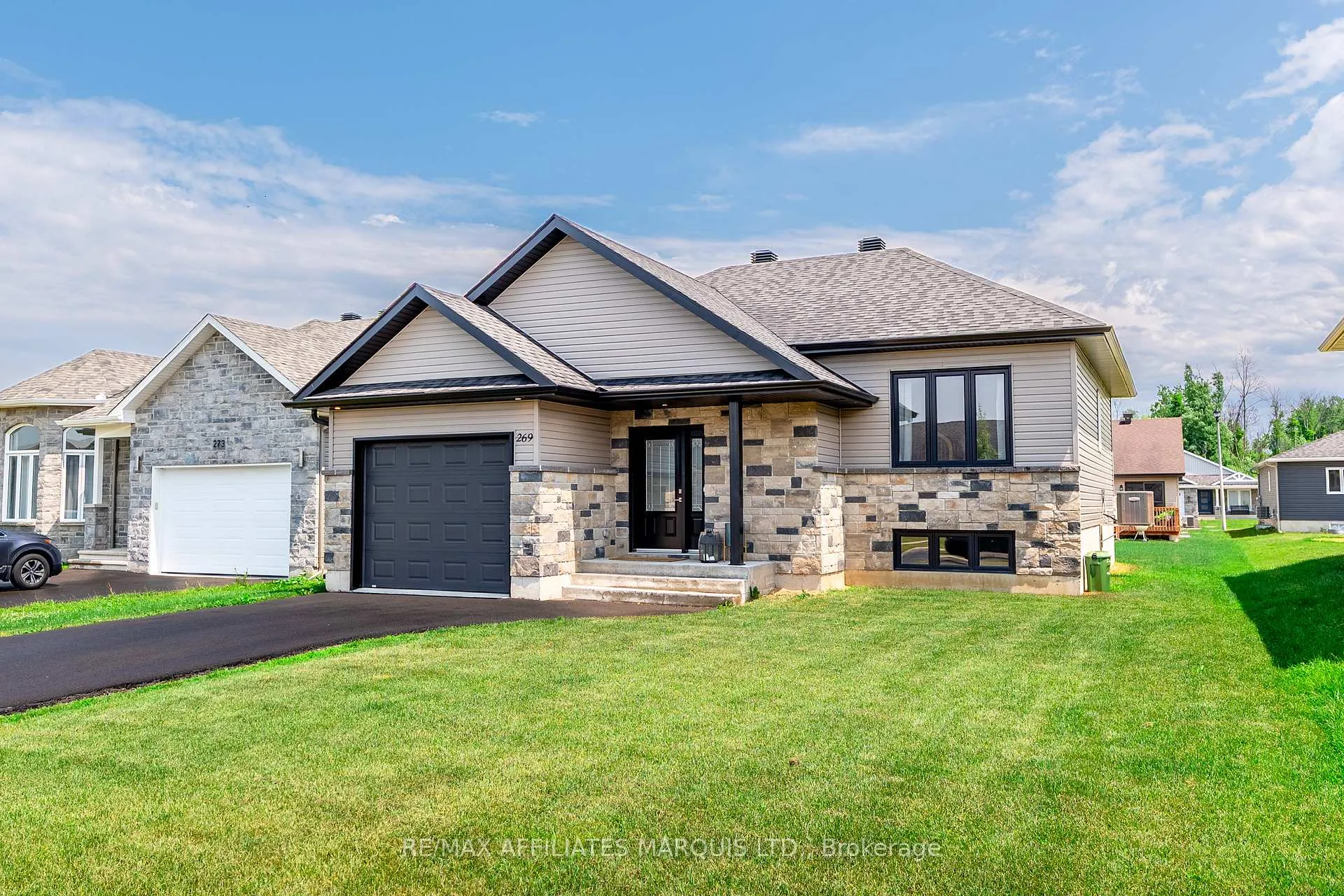 Photo 2 of 269 Gillis Avenue, Cornwall — HOMEH