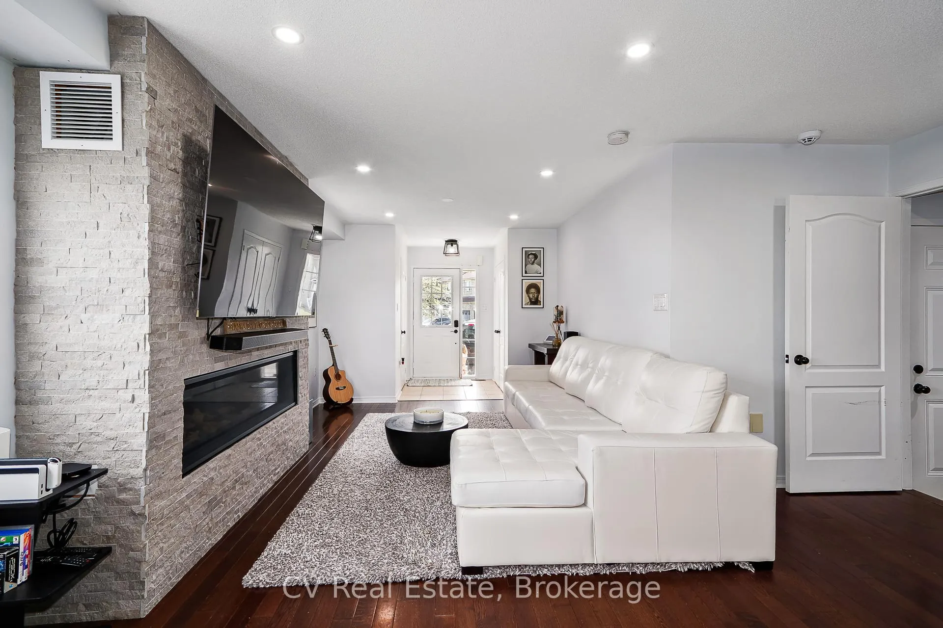 Photo 5 of 62 Admiral Crescent, Essa, Angus — HOMEH