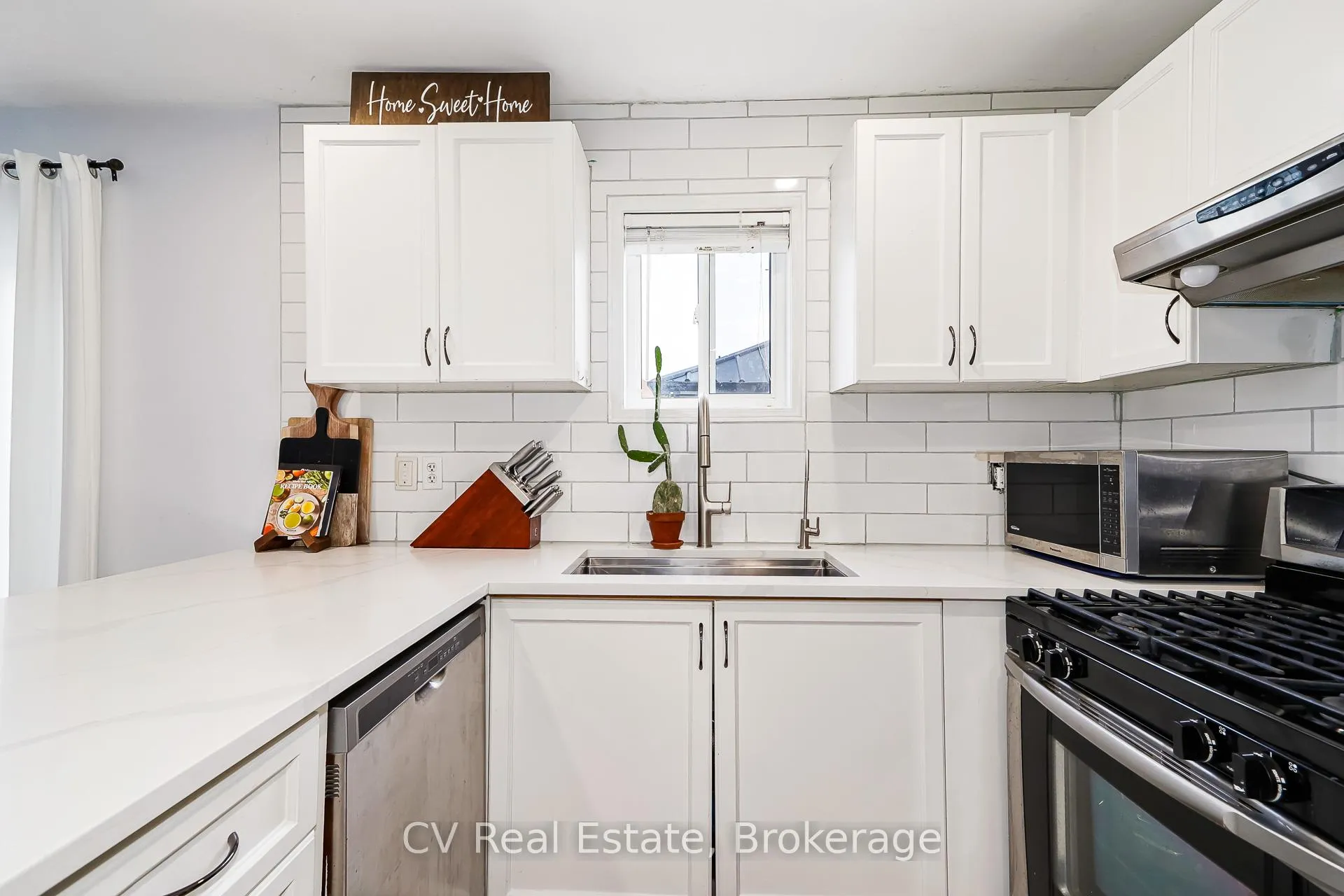 Photo 14 of 62 Admiral Crescent, Essa, Angus — HOMEH