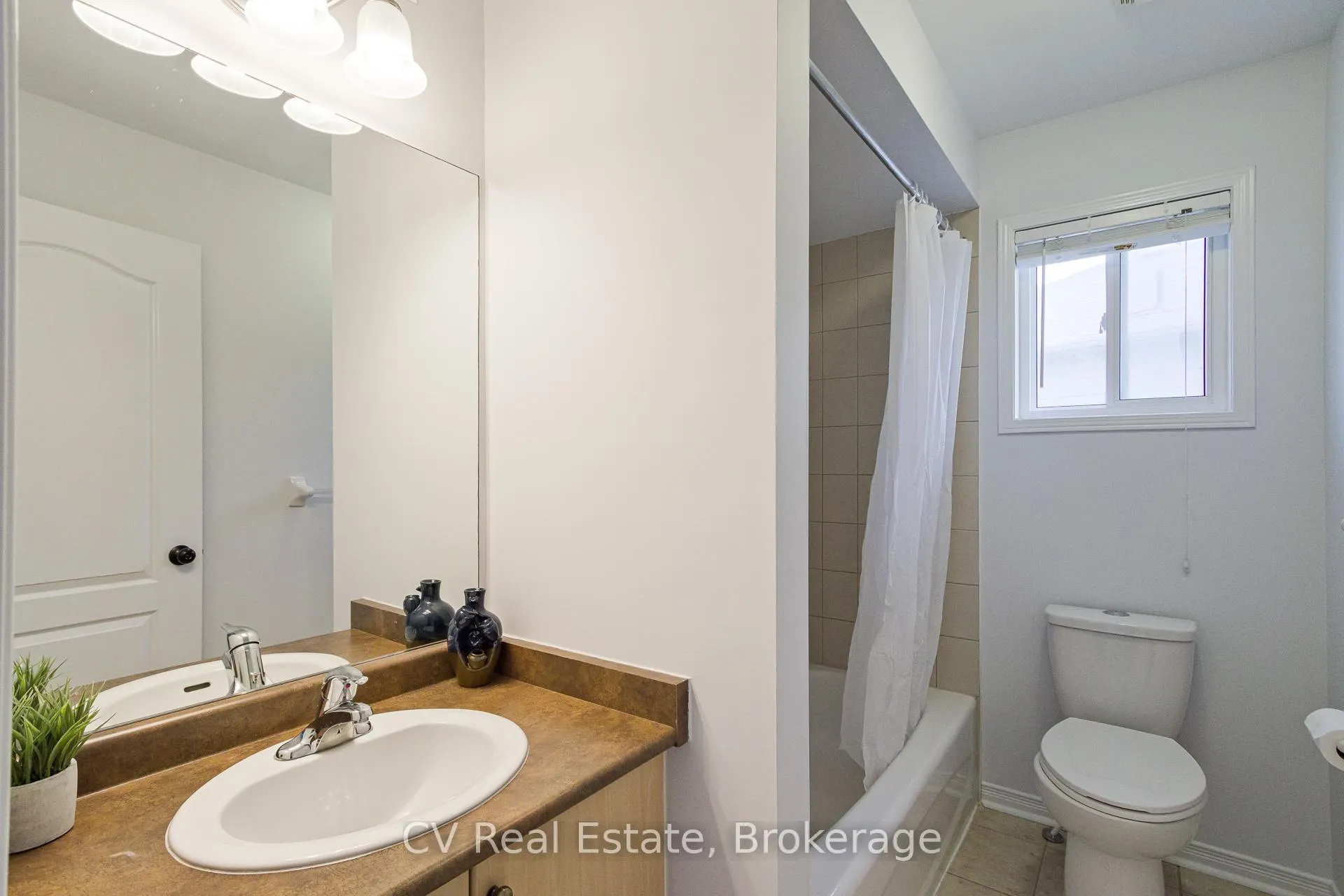 Photo 30 of 62 Admiral Crescent, Essa, Angus — HOMEH