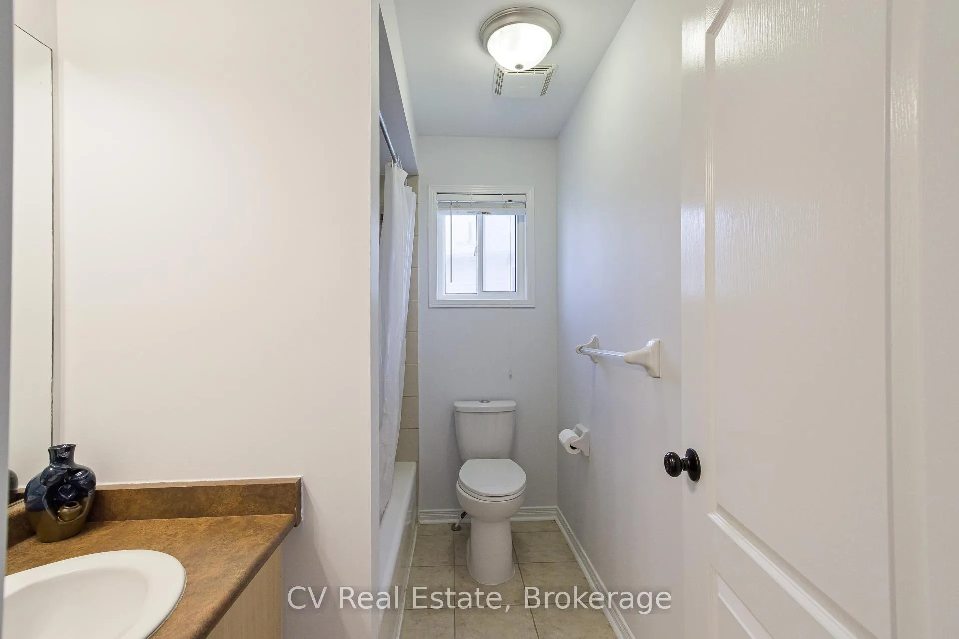 Photo 31 of 62 Admiral Crescent, Essa, Angus — HOMEH
