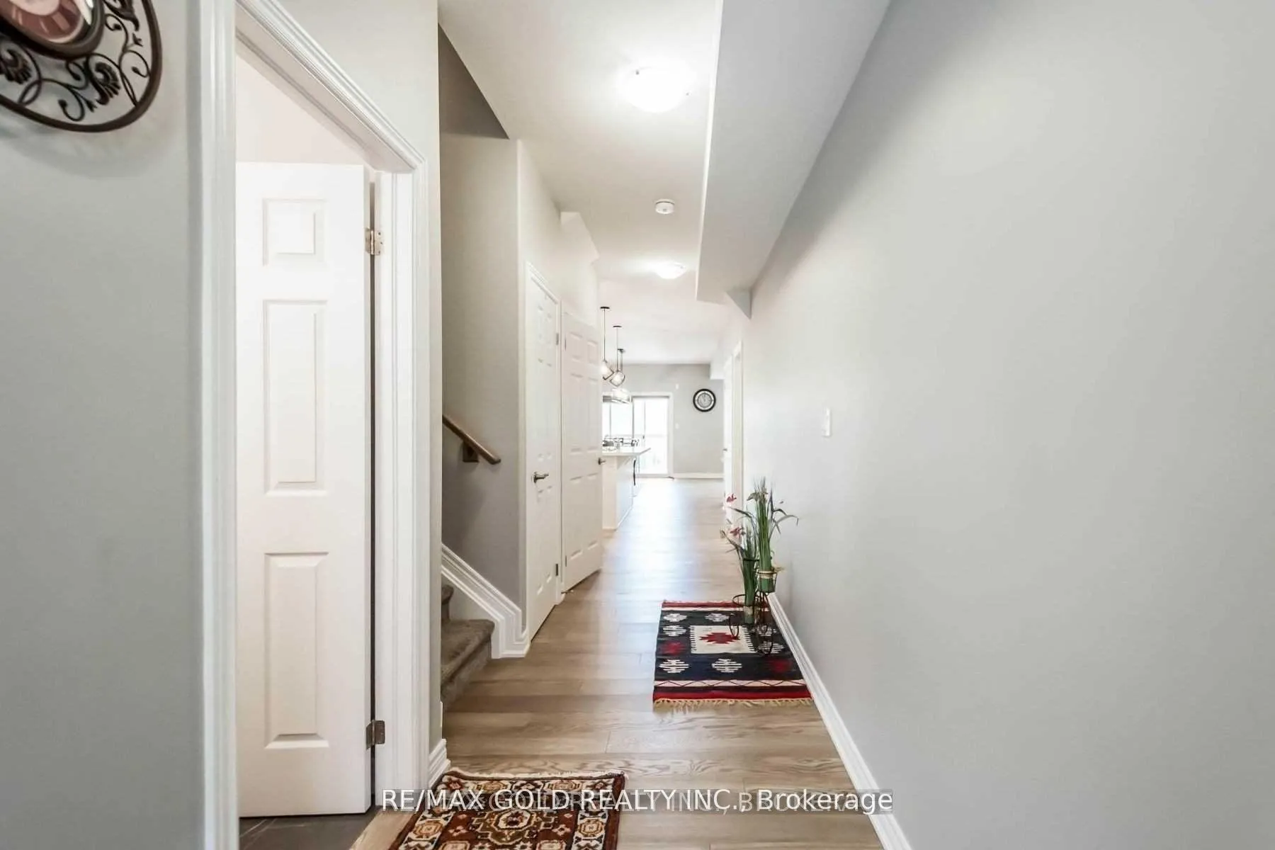 Photo 3 of 10 Thomas Burns Common, St. Catharines, Lakeport — HOMEH