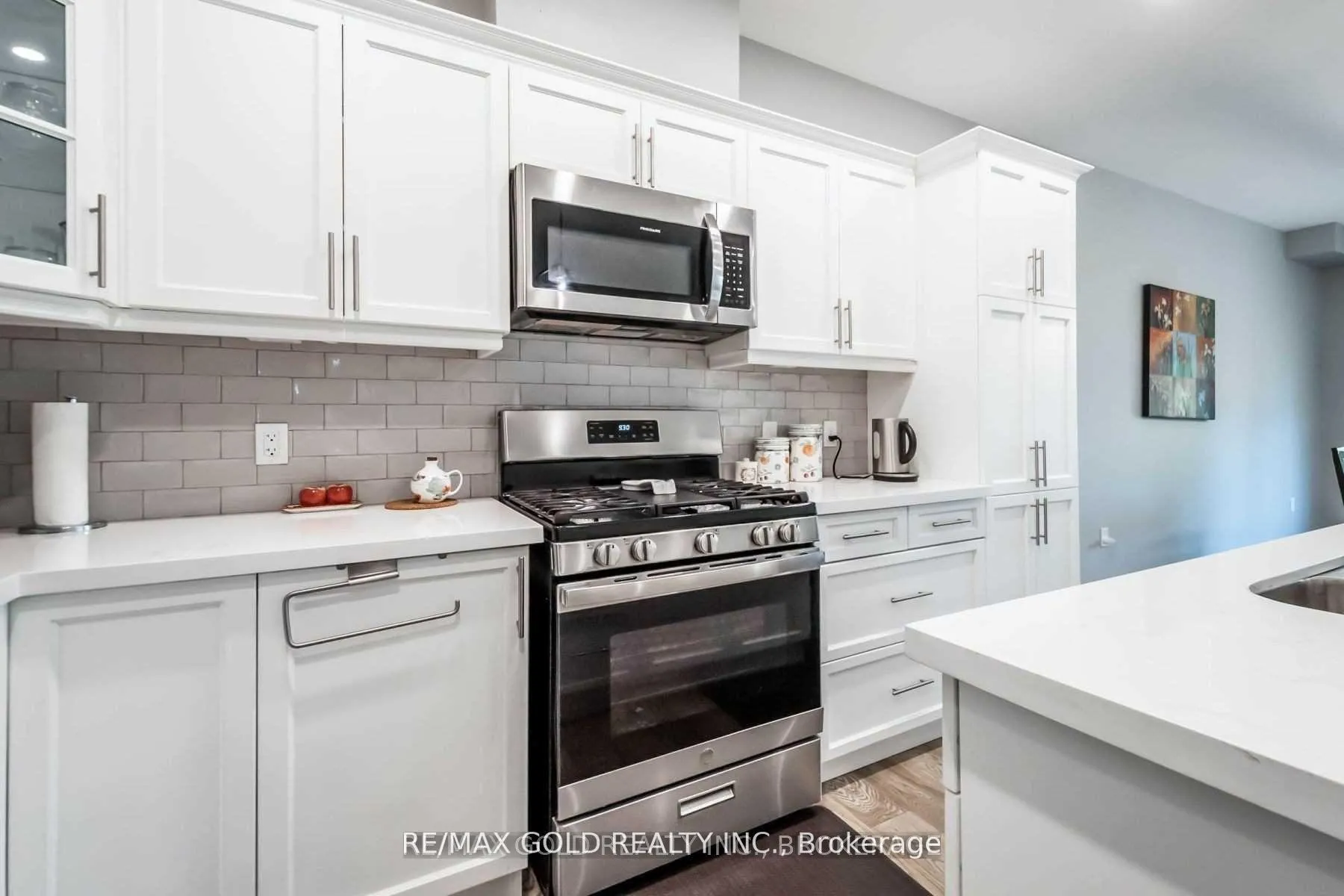 Photo 7 of 10 Thomas Burns Common, St. Catharines, Lakeport — HOMEH