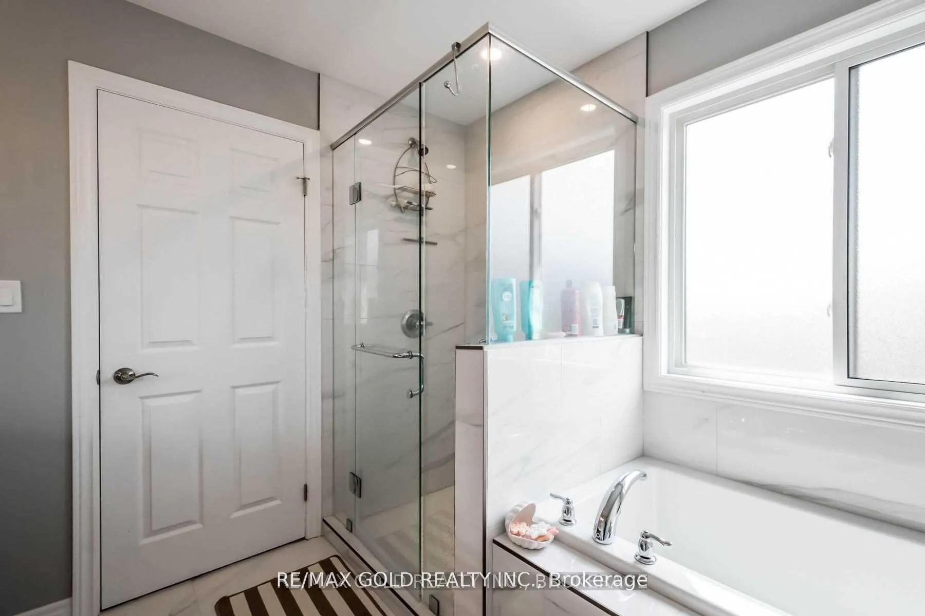Photo 20 of 10 Thomas Burns Common, St. Catharines, Lakeport — HOMEH