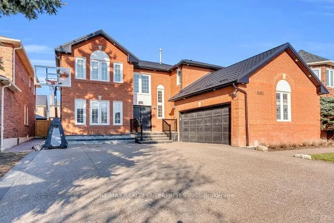 Photo 5 of 5683 Oldcastle Crescent, Mississauga, East Credit — HOMEH