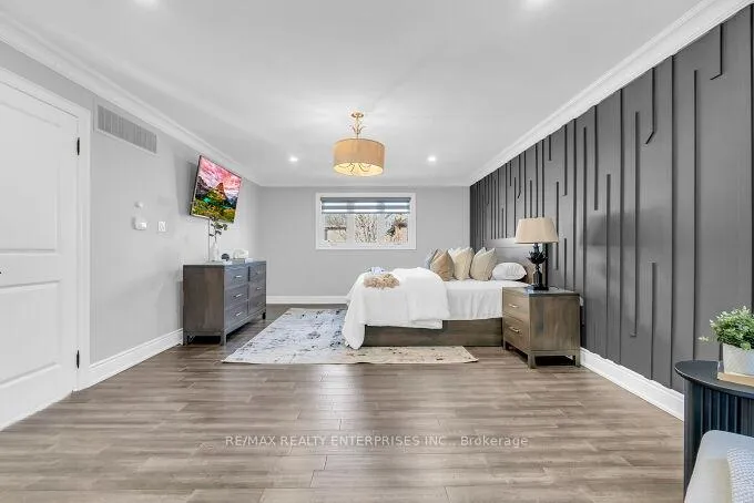 Photo 22 of 5683 Oldcastle Crescent, Mississauga, East Credit — HOMEH