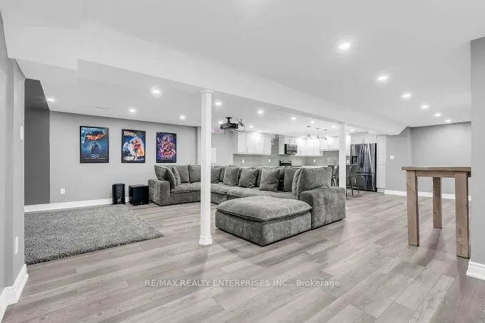 Photo 33 of 5683 Oldcastle Crescent, Mississauga, East Credit — HOMEH
