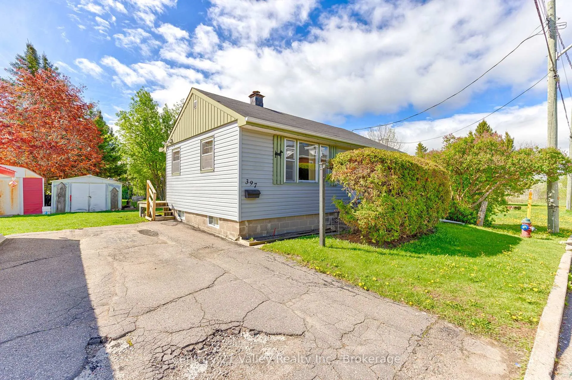 Photo 1 of 397 Mary Avenue, Renfrew — HOMEH