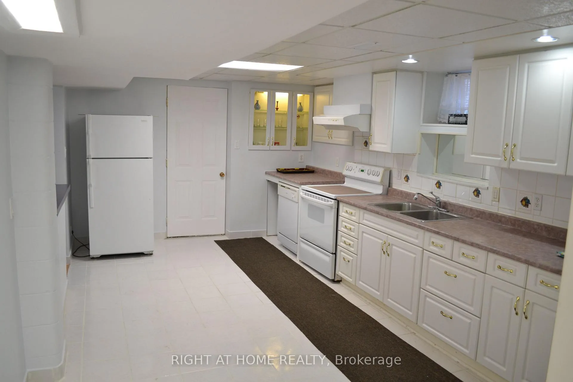 Photo 1 of Unit Basement, 505 Mohawk Road W, Hamilton, Gilbert — HOMEH