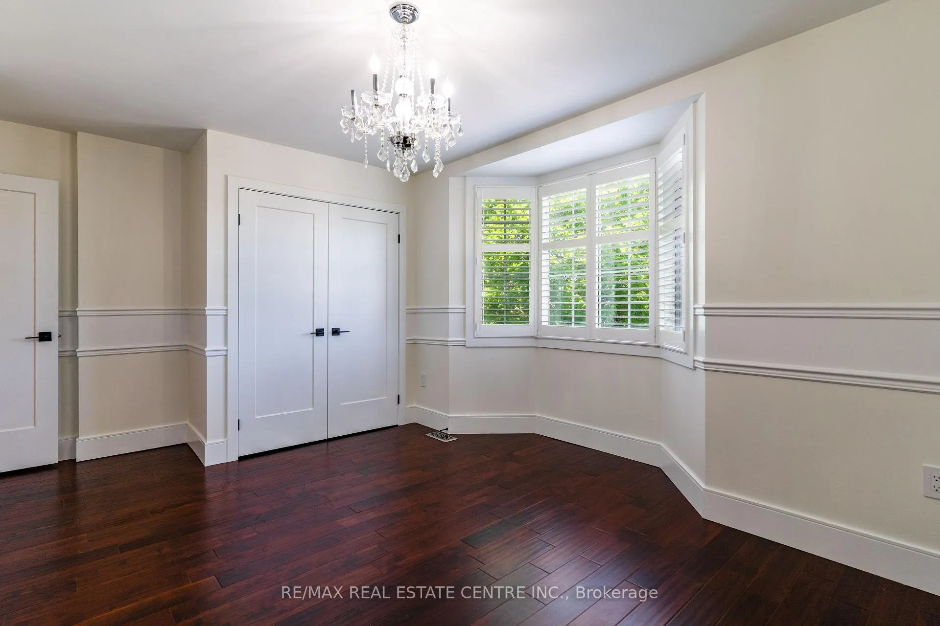 Photo 21 of 2 Orvieto Court, Hamilton, Winona — HOMEH
