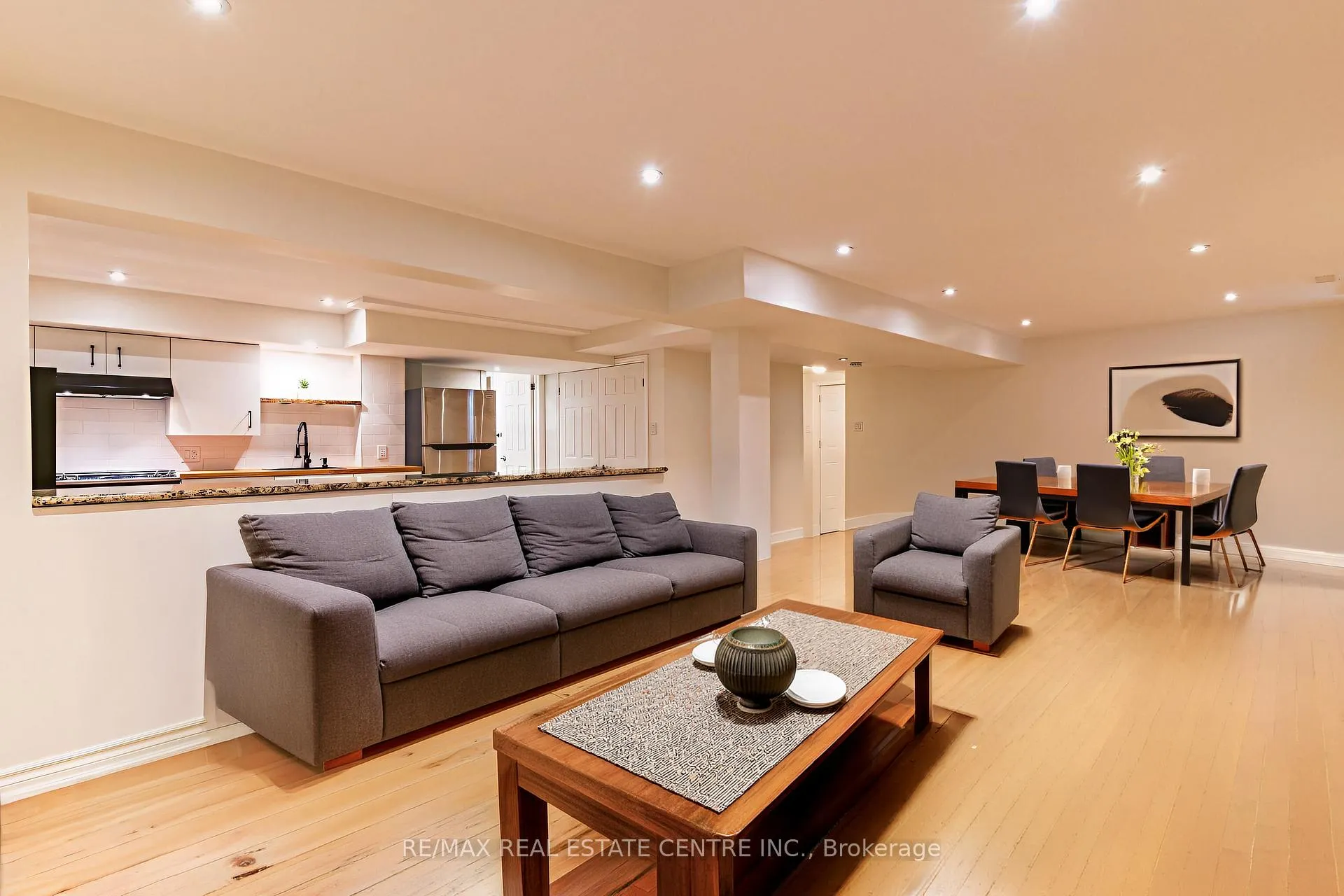 Photo 31 of 2 Orvieto Court, Hamilton, Winona — HOMEH