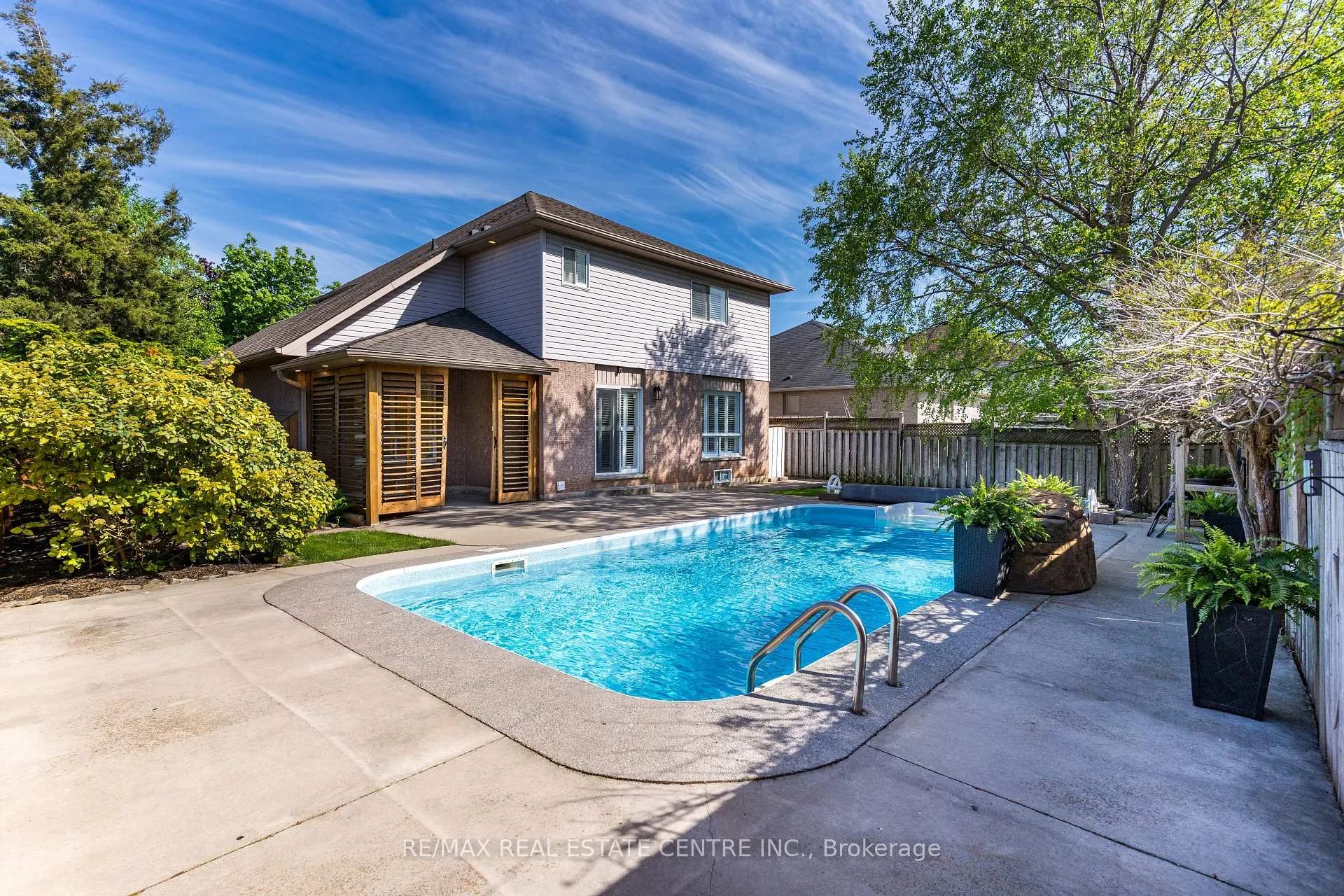 Photo 38 of 2 Orvieto Court, Hamilton, Winona — HOMEH