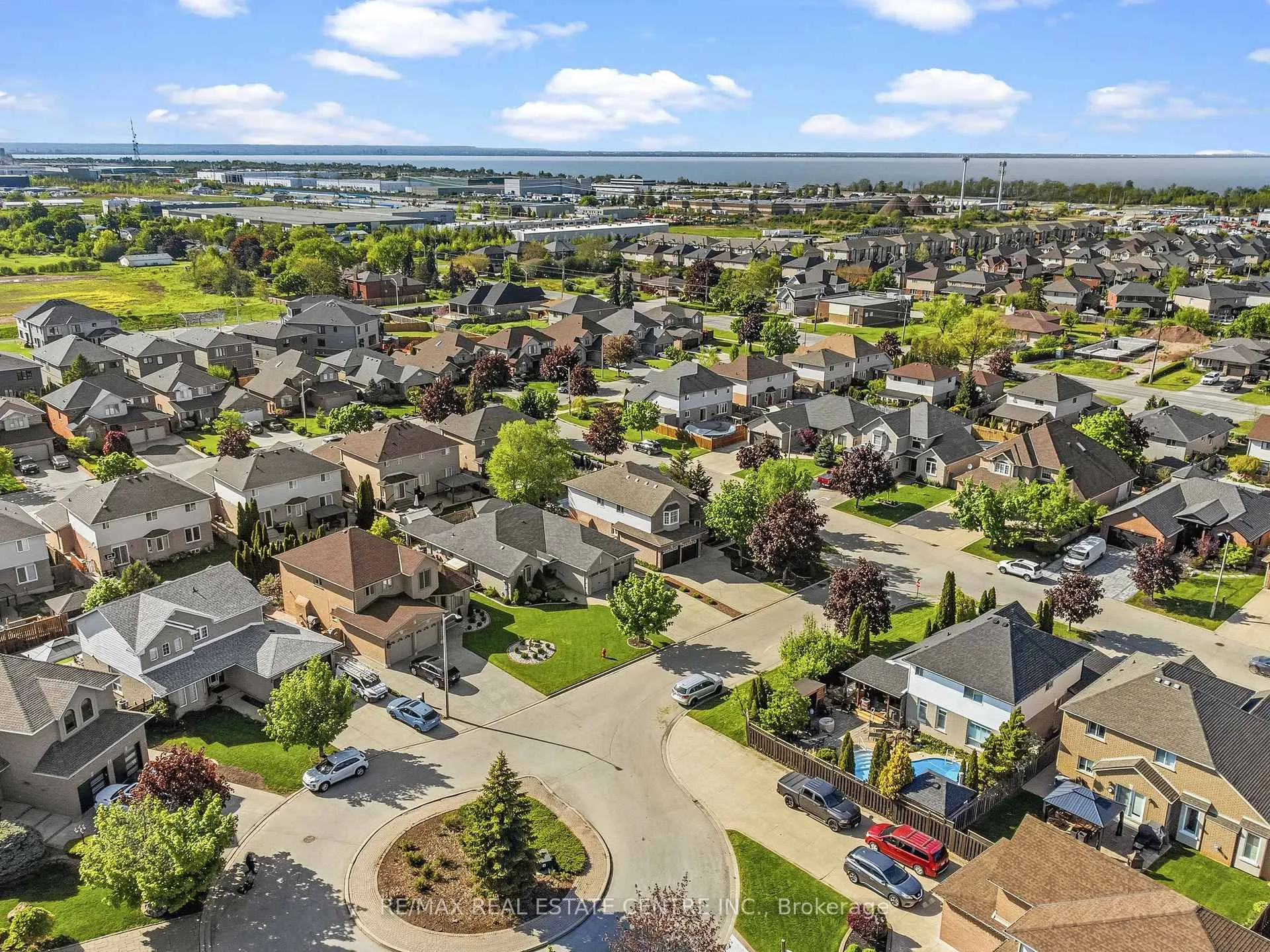 Photo 45 of 2 Orvieto Court, Hamilton, Winona — HOMEH