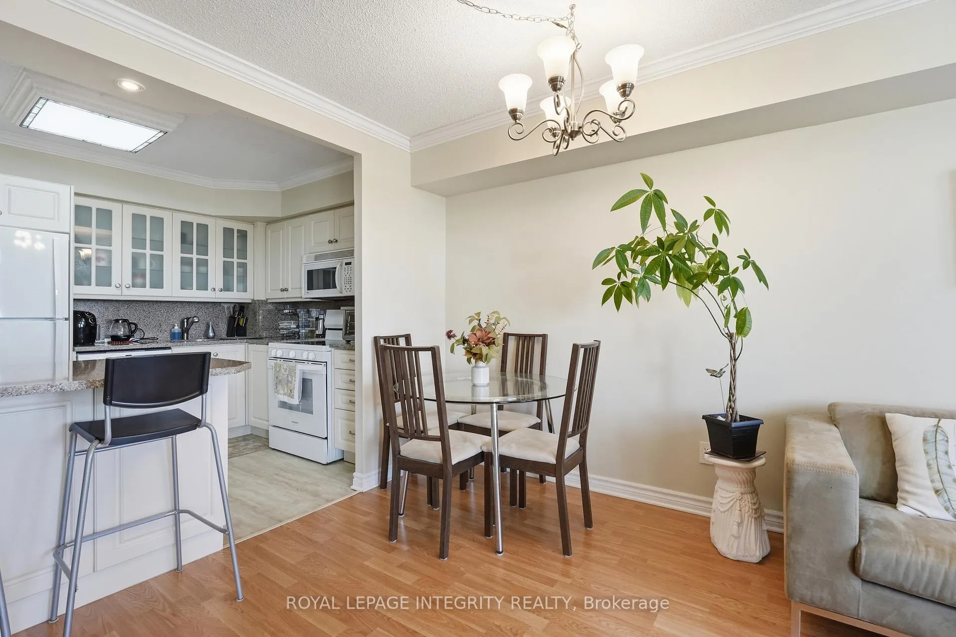 Photo 13 of Unit 608, 1025 Grenon Avenue, Ottawa, Fairfield Heights — HOMEH