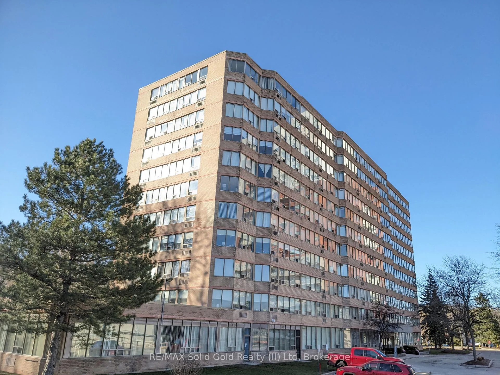 Front of Unit 610, 3227 King Street E