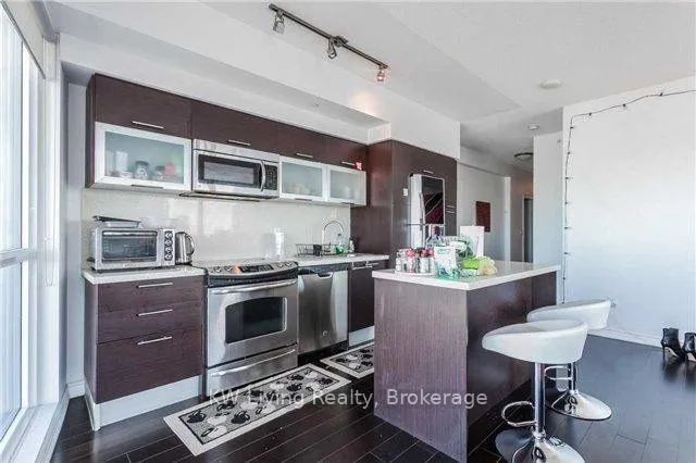 Photo 6 of Unit 3702, 386 Yonge Street, Toronto, Bay Street Corridor — HOMEH
